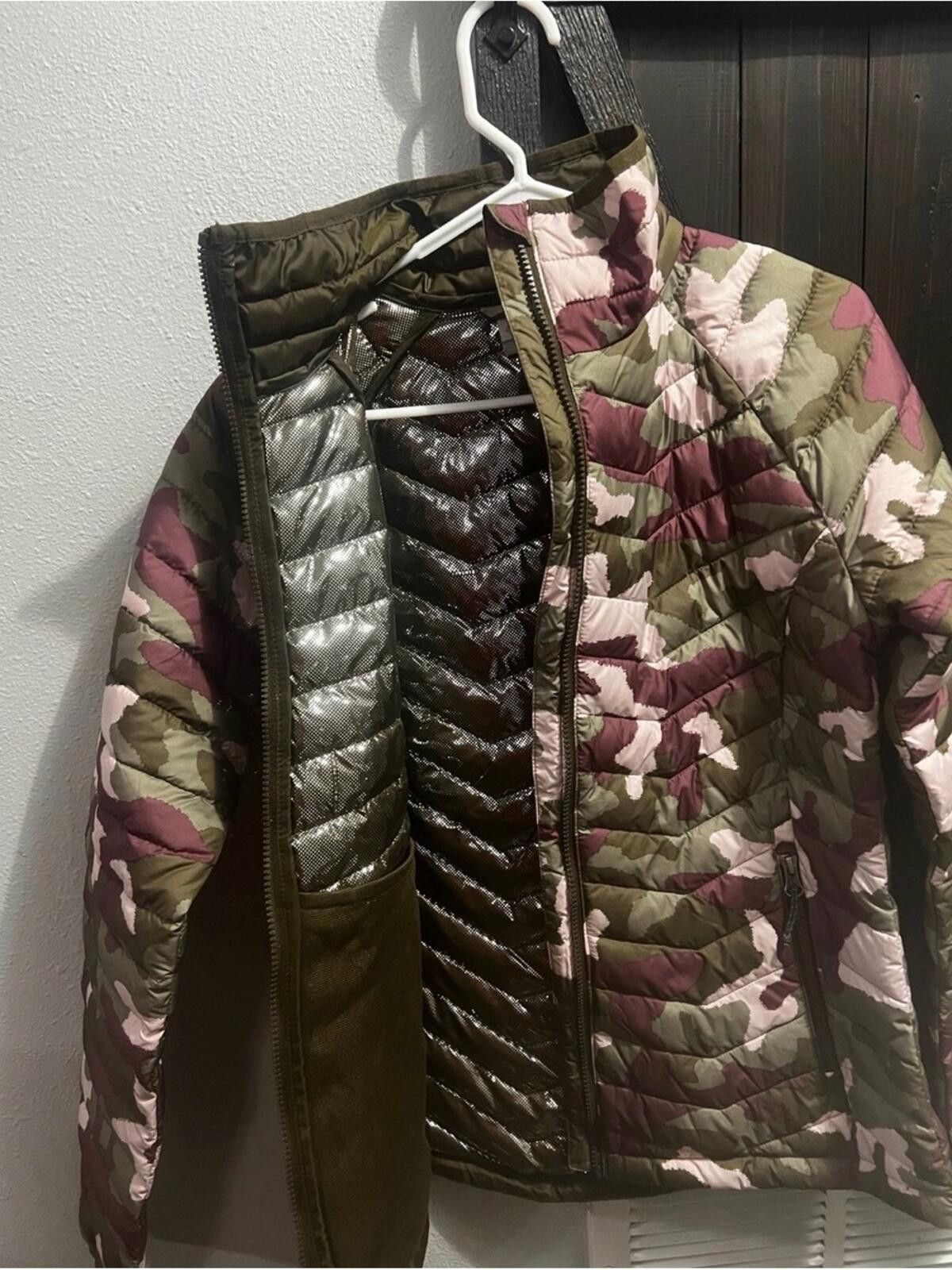 Columbia Columbia Camo Puffer Jacket Size M / US 6-8 / IT 42-44 - 2 Thumbnail