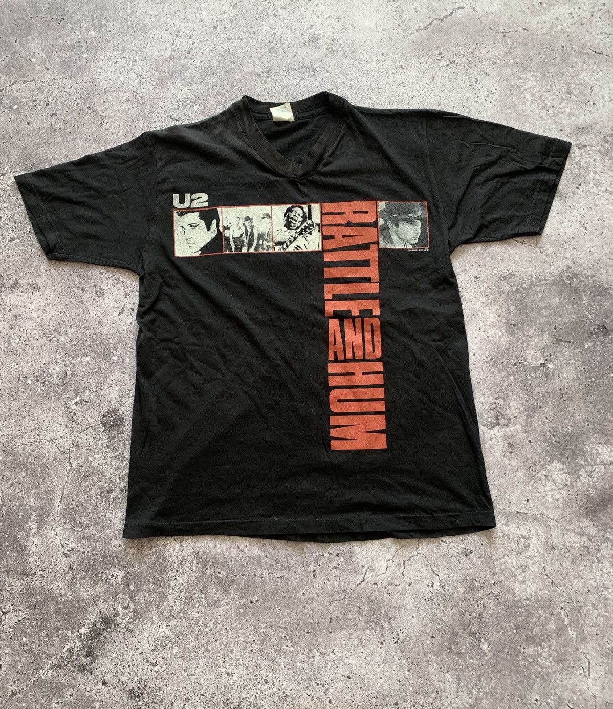 Band Tees 🔥VINTAGE U2 RATTLE AND HUM 1988 SINGLE STITCH T-SHIRT Size US S / EU 44-46 / 1 - 1 Thumbnail