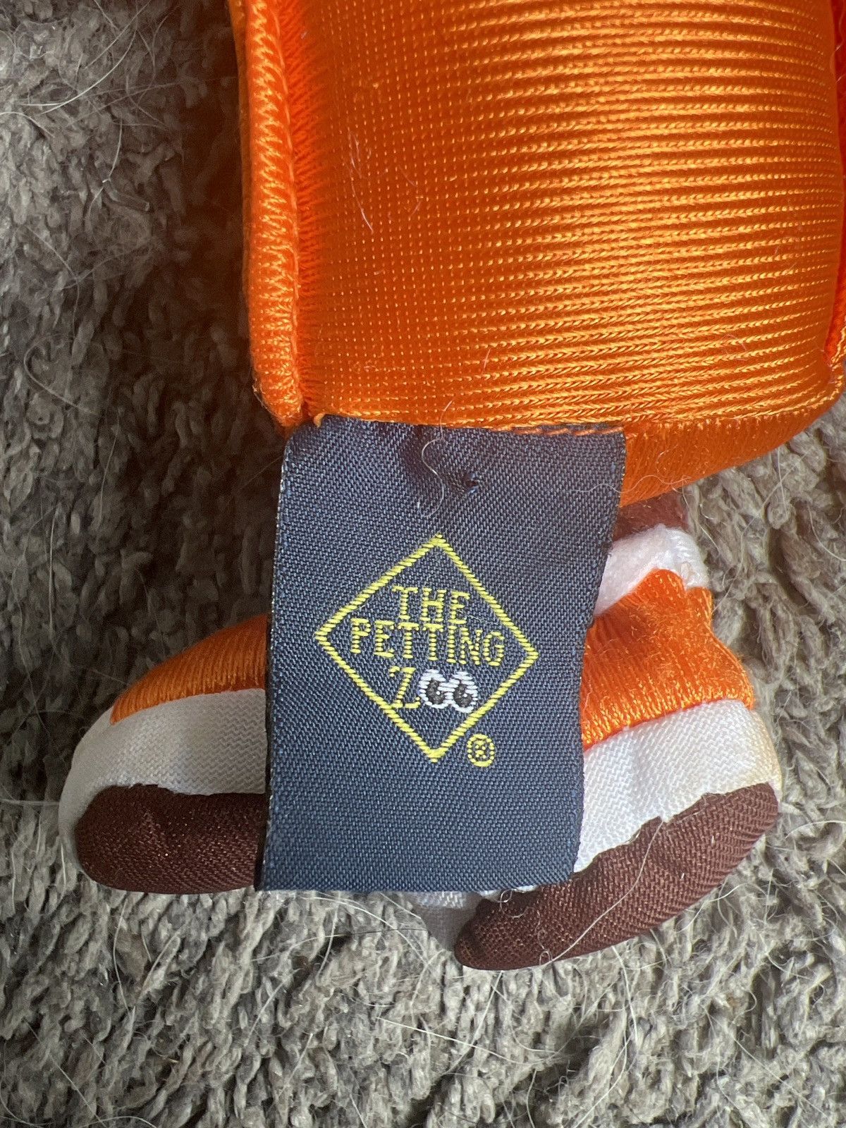 Vintage 1994 The Petting Zoo Reese’s Peanut Butter Cups Plush Toy Size ONE SIZE - 3 Thumbnail