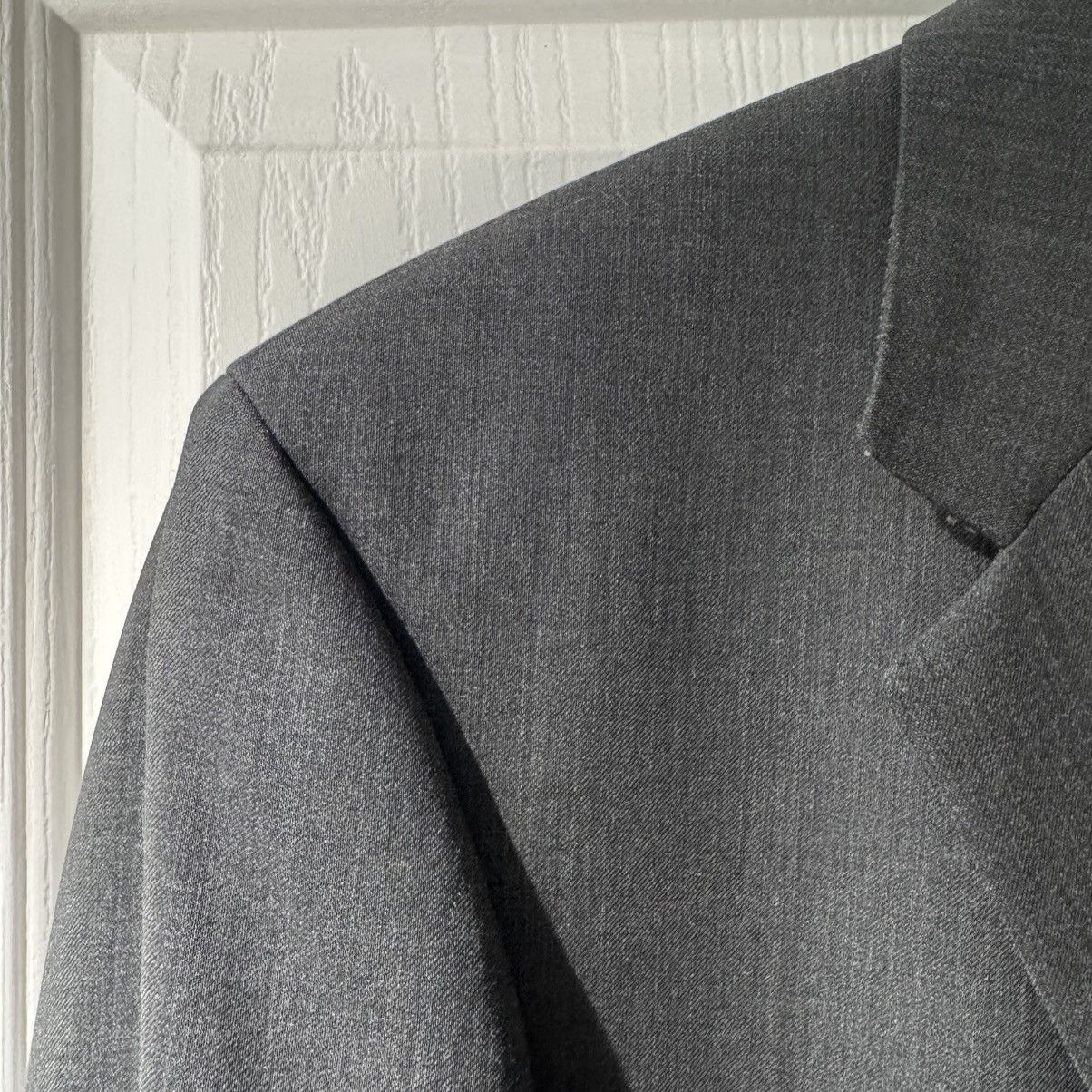 Hugo Boss Hugo Boss grey wool blazer, crafted from 100% virgin wool Size 40L - 8 Thumbnail