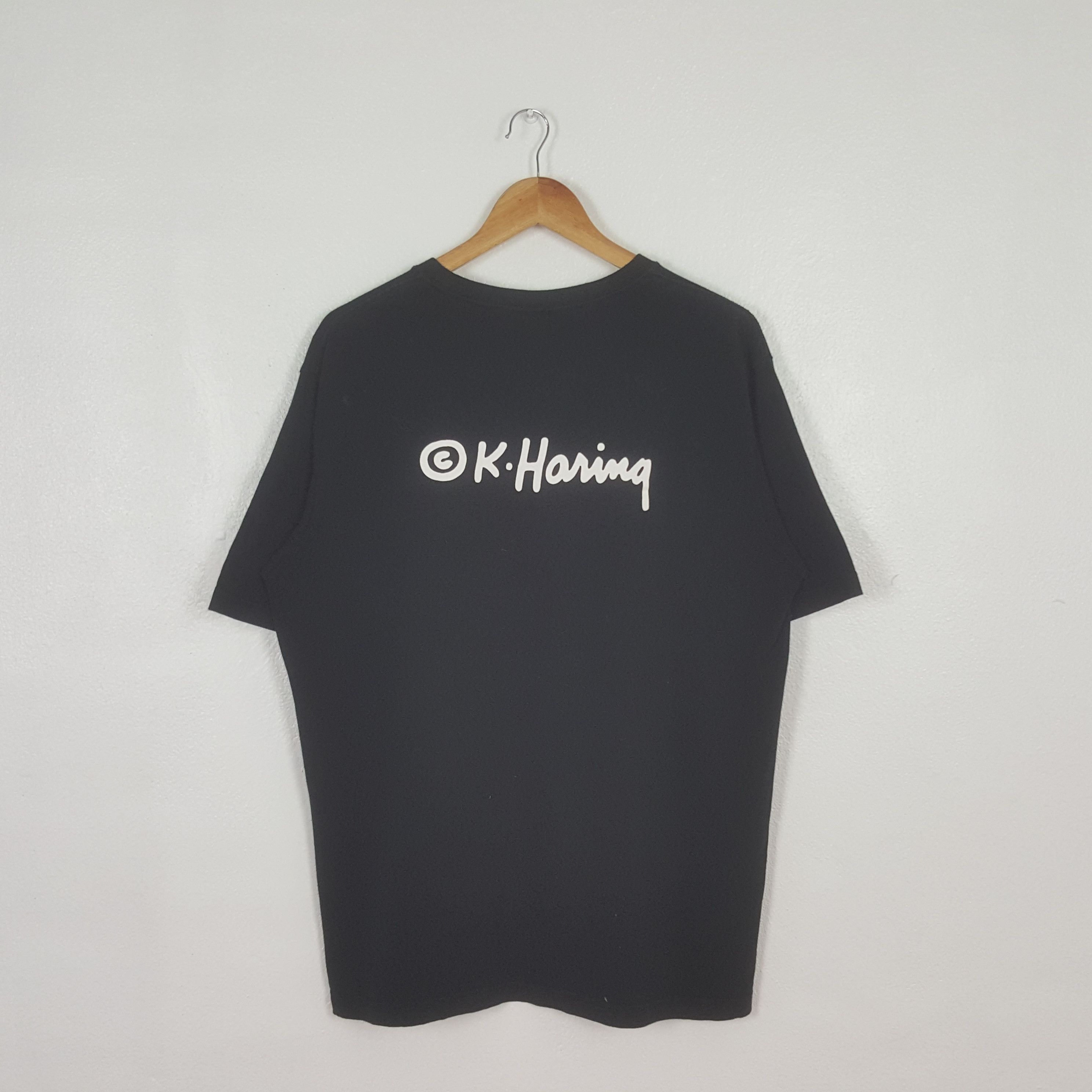 Keith Haring Vintage Sos Keith Haring Artist Tshirt C312N1 Size US XL / EU 56 / 4 - 3 Thumbnail