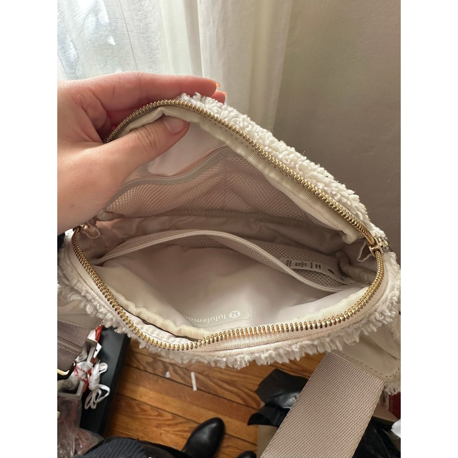 Lululemon Lululemon Everywhere Belt Bag Fleece Size ONE SIZE - 3 Thumbnail