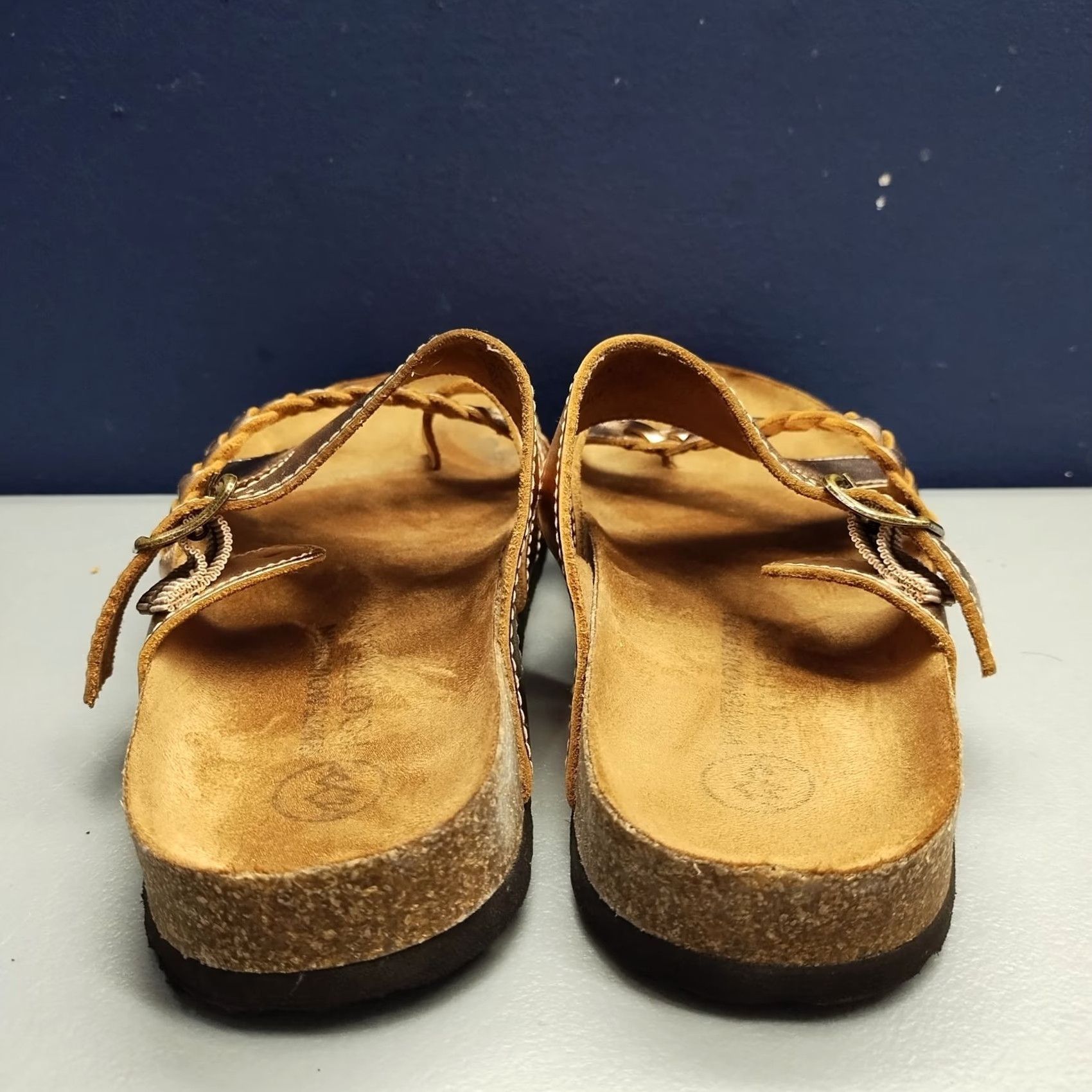 Vintage White Mountain Handpick Footbed Flip Flop Sandals Women Size 6M Brown Leather Slip On Size US 6 / IT 36 - 4 Thumbnail