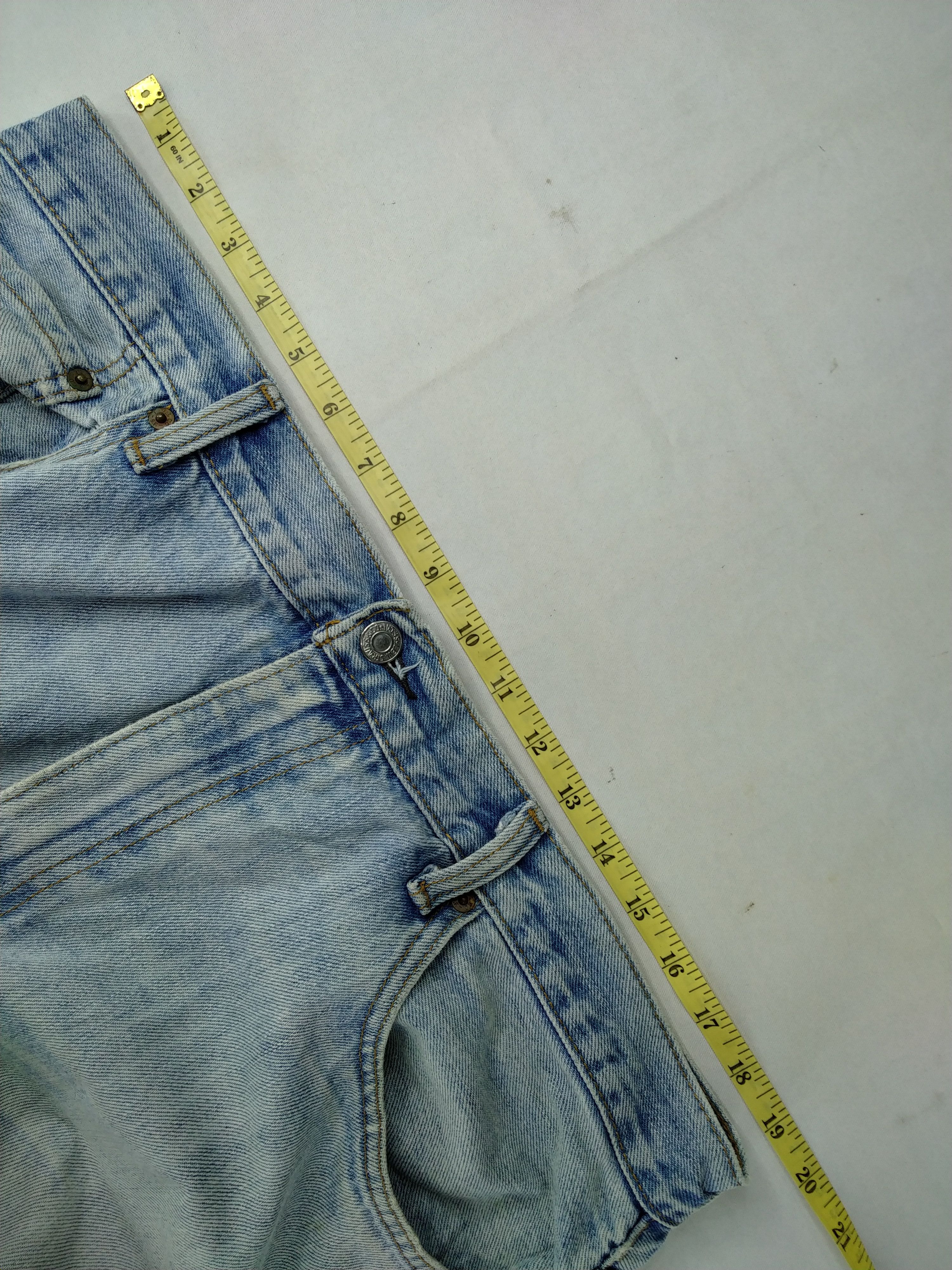 Levi's Vintage Levi's 550 Light Wash Denim 38 x 33 -JN077 Size US 38 / EU 54 - 5 Thumbnail