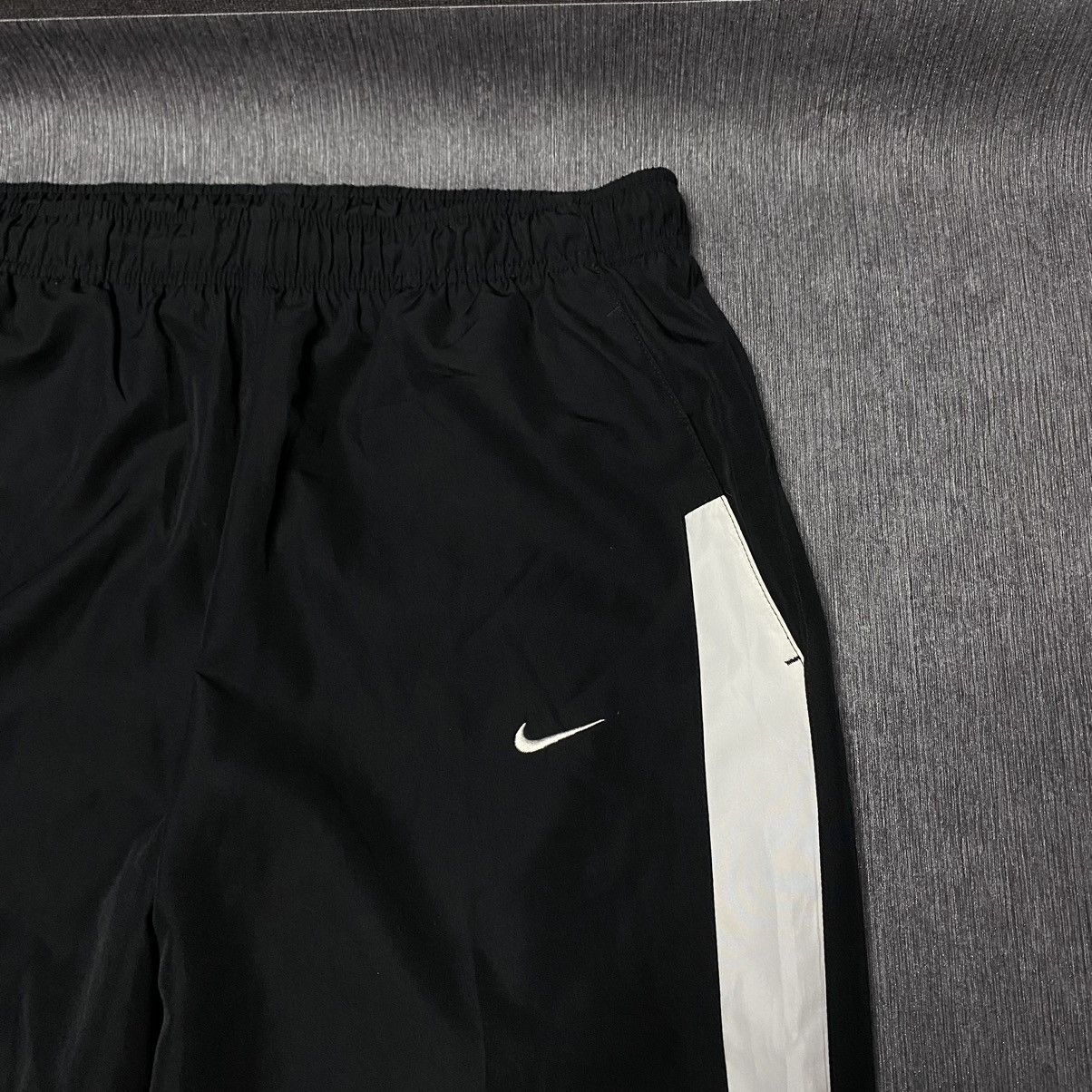 Nike × Vintage Vintage Nike nylon Track Pants y2k Size US 32 / EU 48 - 6 Thumbnail