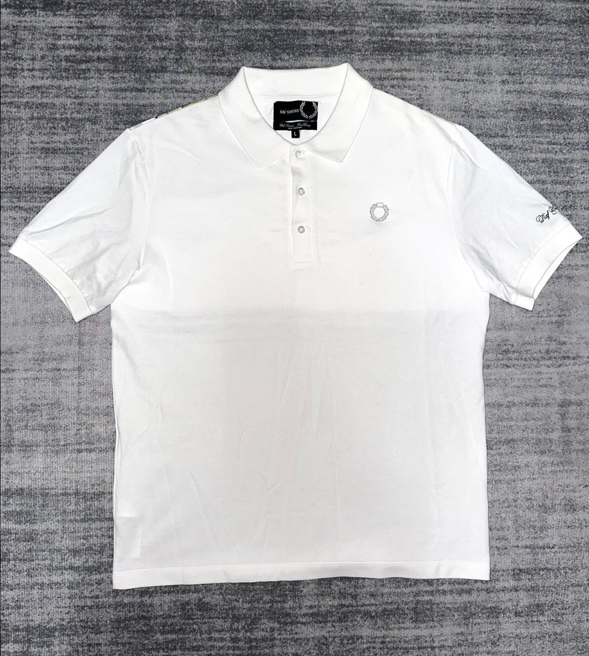 Raf Simons X Fred Perry Co-Branded Printed Appliqué Polo Short Sleeve- Size US L / EU 52-54 / 3 - 3 Thumbnail
