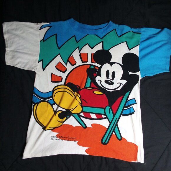 Mickey & Co. Vintage Disney Mickey & Co. Collectors Series AOP T-Shirt Size US S / EU 44-46 / 1 - 1 Thumbnail