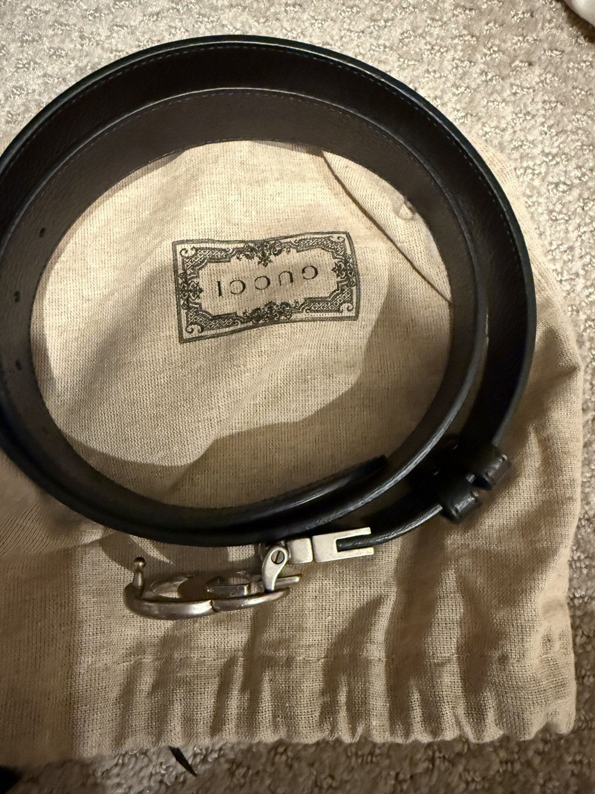 Gucci Reversible Silver Small GG Gucci Belt Size 32 - 2 Thumbnail