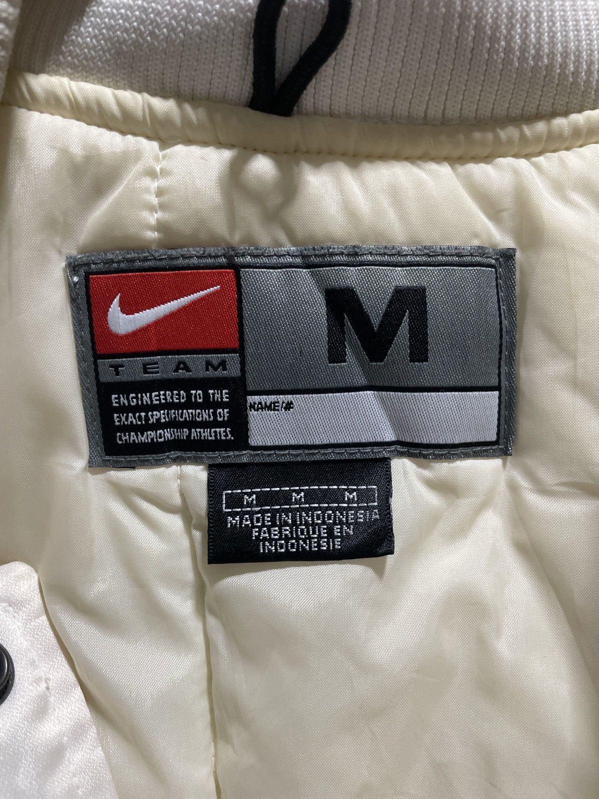 Nike nike x lakers Size US XXL / EU 58 / 5 - 5 Thumbnail