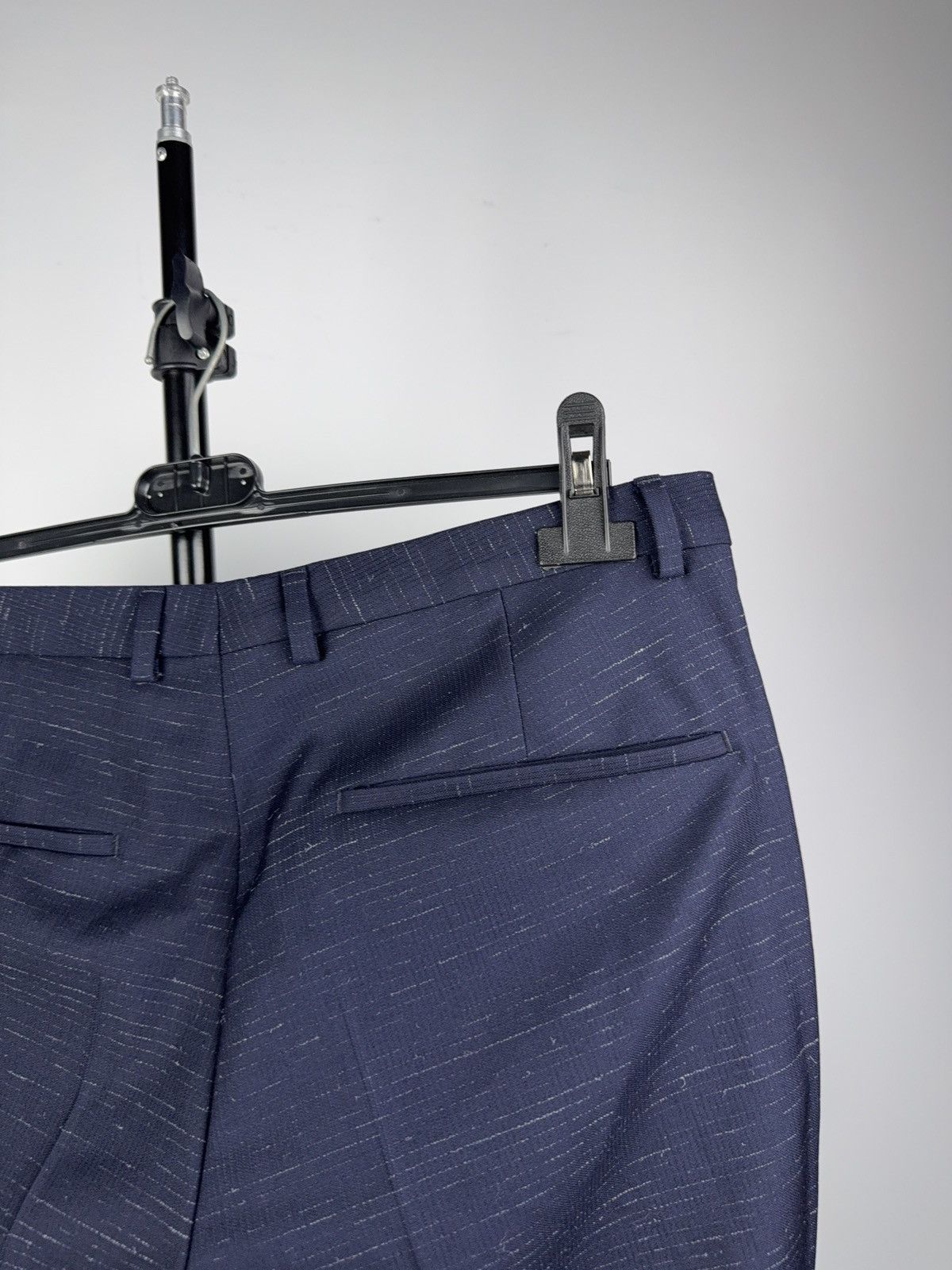 Hugo Boss Luxury 00s Hugo Boss Textured Formal Pants Navy Slim Dress Size US 32 / EU 48 - 8 Thumbnail