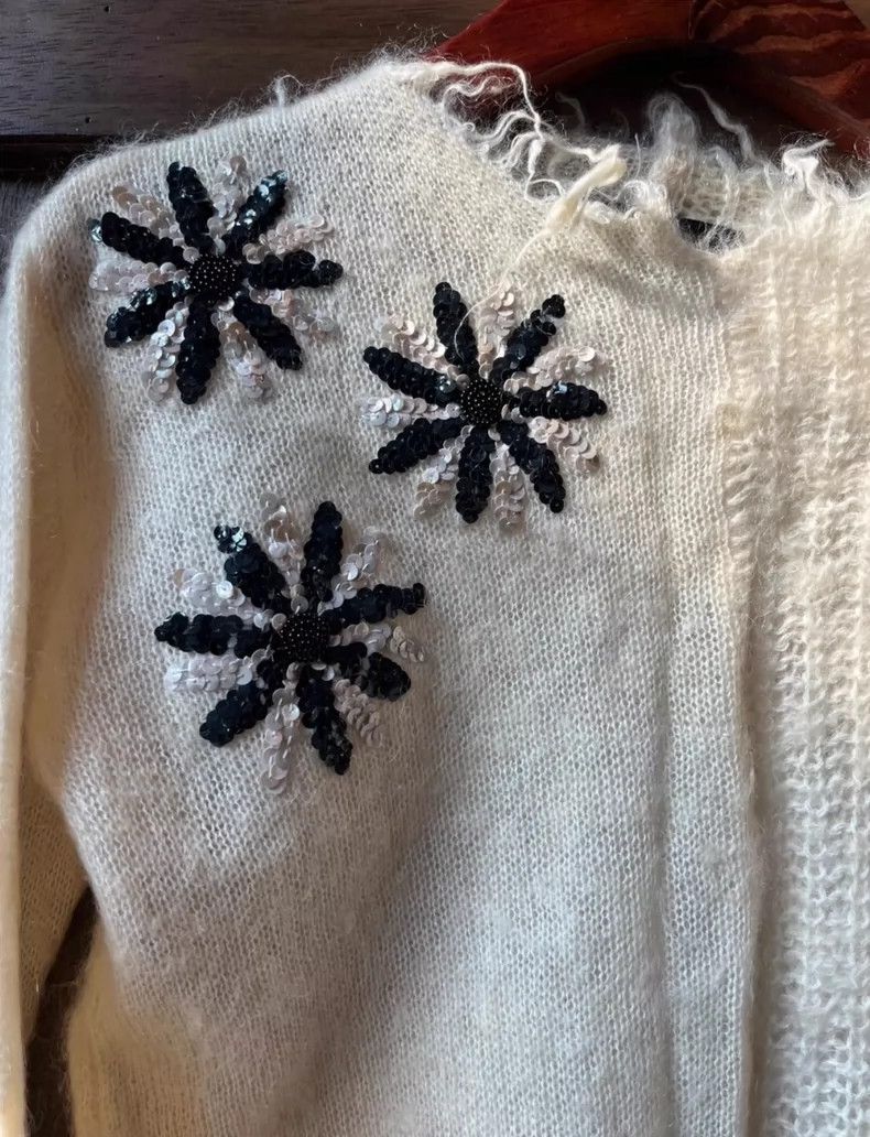 Comme des Garcons Comme des Garcons Asymmetric knitted sweater Size XS / US 0-2 / IT 36-38 - 2 Thumbnail