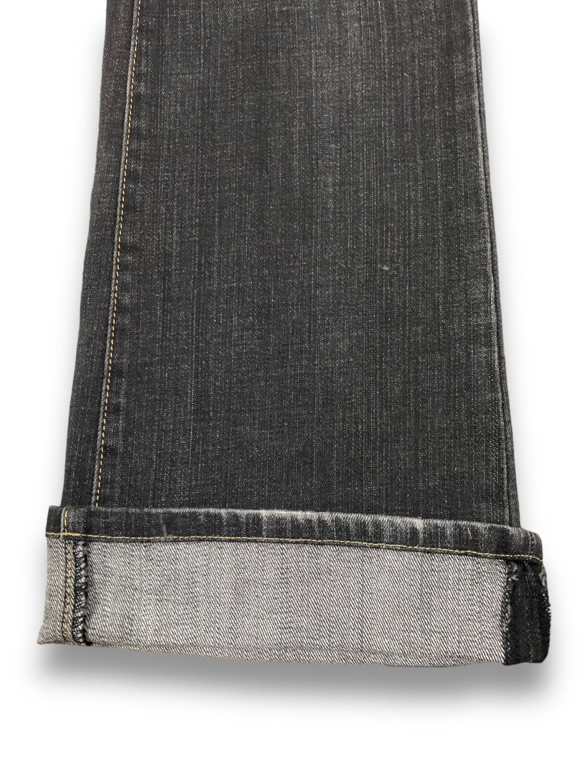 Uniqlo Vintage Y2K Uniqlo Faded Washed Flare Bell Bottom Jeans Size US 28 / EU 44 - 7 Thumbnail