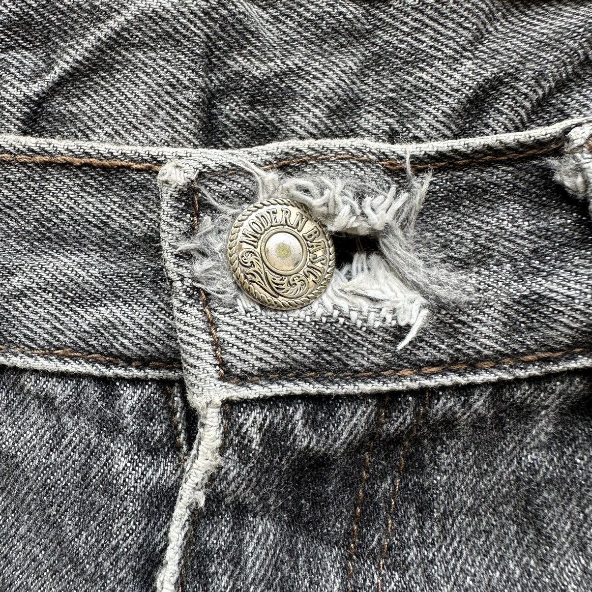 Japanese Brand × Jean × Vintage Vintage Japanese Black Faded Distressed Denim Jean Pant W31 Size US 31 - 6 Thumbnail
