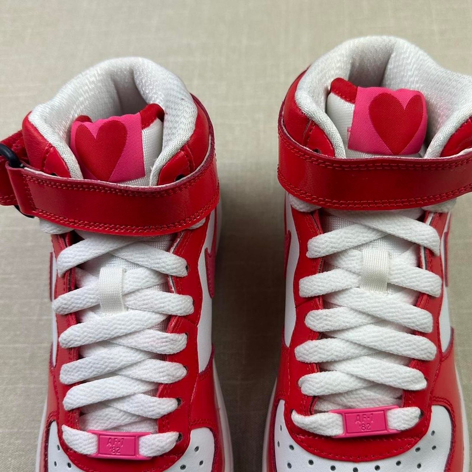 Nike 2013 Nike Air Force 1 Mid “Valentines Day” 6W Size US 6 / IT 36 - 4 Thumbnail