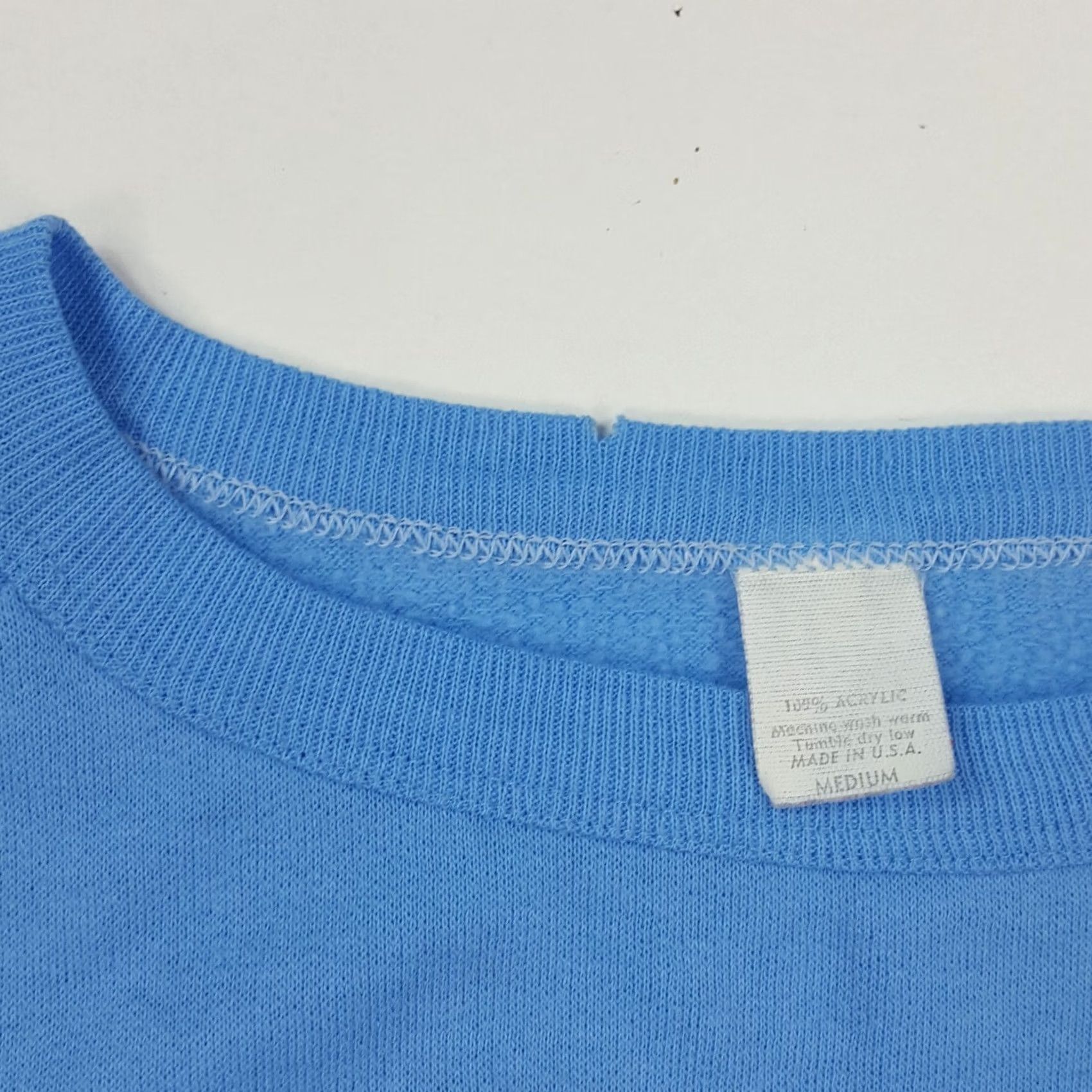 Vintage VINTAGE North Carolina Tar Heels NCAA Crewneck Sweatshirt S Blue 80s Basketball Womens/Unisex Size US S / EU 44-46 / 1 - 4 Thumbnail