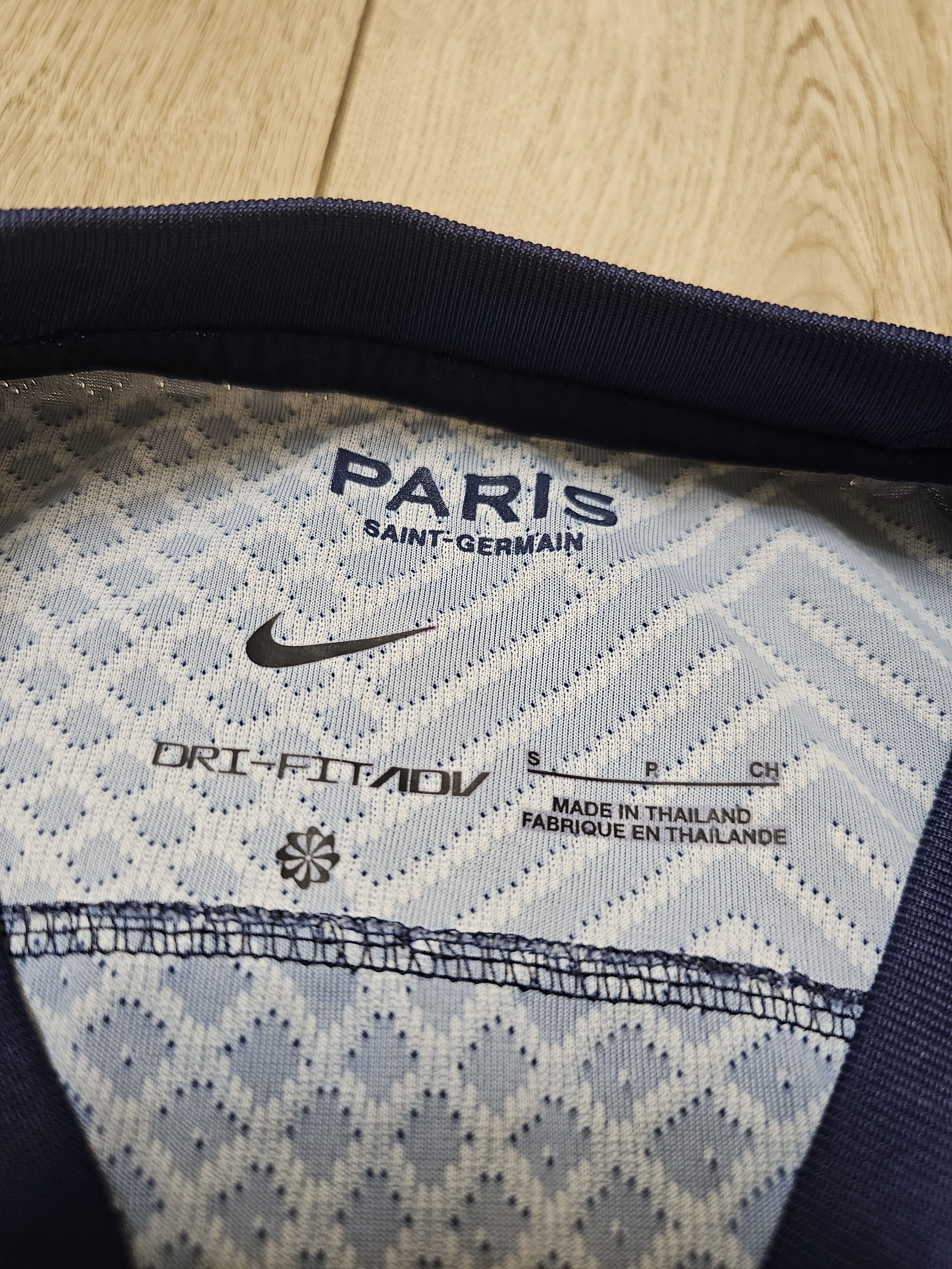 Nike PSG PARIS SAINT-GERMAIN 2022 2023 PLAYER ISSUE FOOTBALL Size US S / EU 44-46 / 1 - 7 Thumbnail