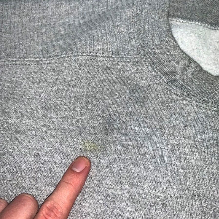 Nike VINTAGE Nike Sweatshirt Gray Center Swoosh 90s Charli D'Amelio Mens Large Pullover Sweatshirt Size US L / EU 52-54 / 3 - 5 Thumbnail
