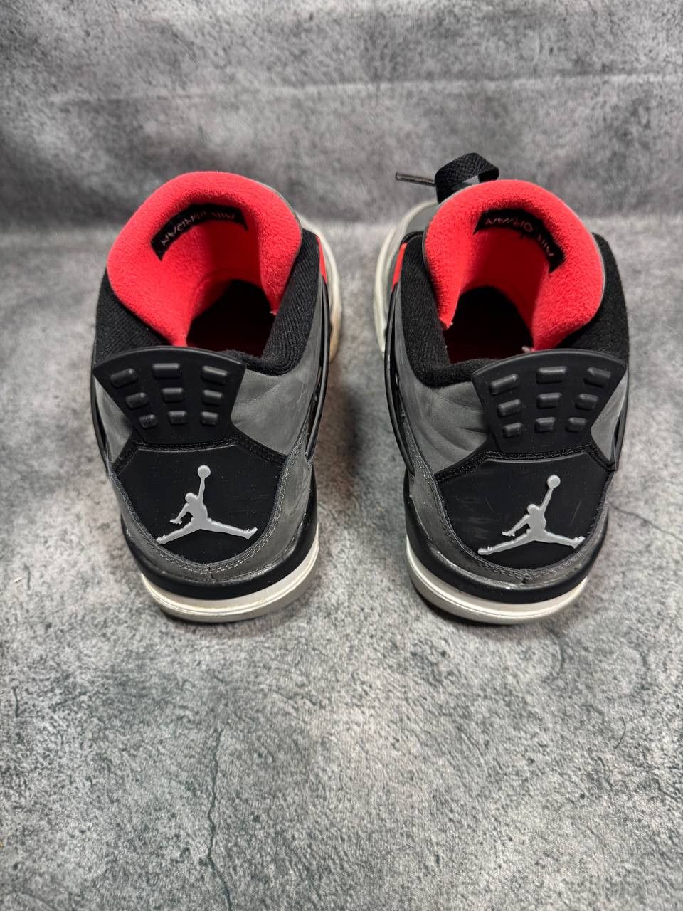 Jordan Brand Size 7Y | Jordan 4 Infrared No Box | Pre-Owned Size US 7 / EU 40 - 2 Thumbnail