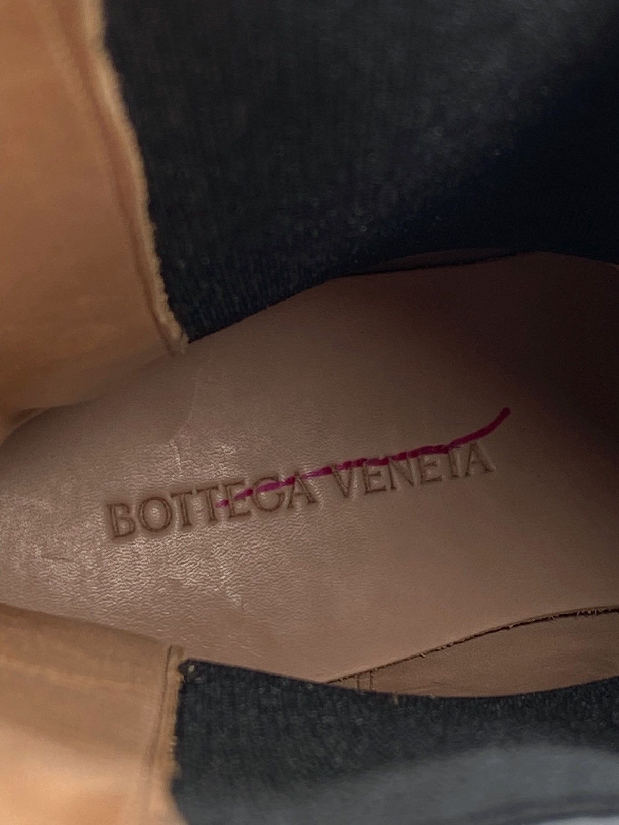 Bottega Veneta Bottega Veneta Lug Sole Leather Boots size 37.5 Size US 7.5 / IT 37.5 - 11 Thumbnail