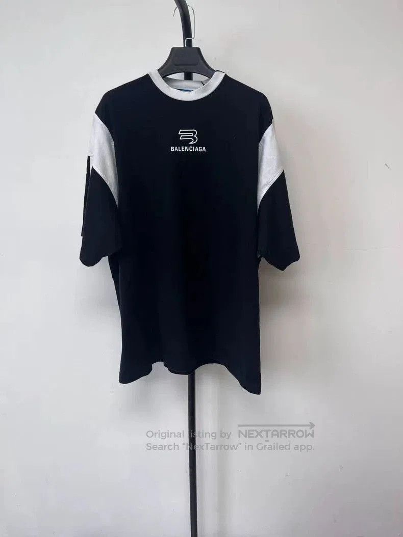 Balenciaga Balenciaga Colorblock Logo Print Short Sleeve T-Shirt. Size US S / EU 44-46 / 1 - 1 Thumbnail