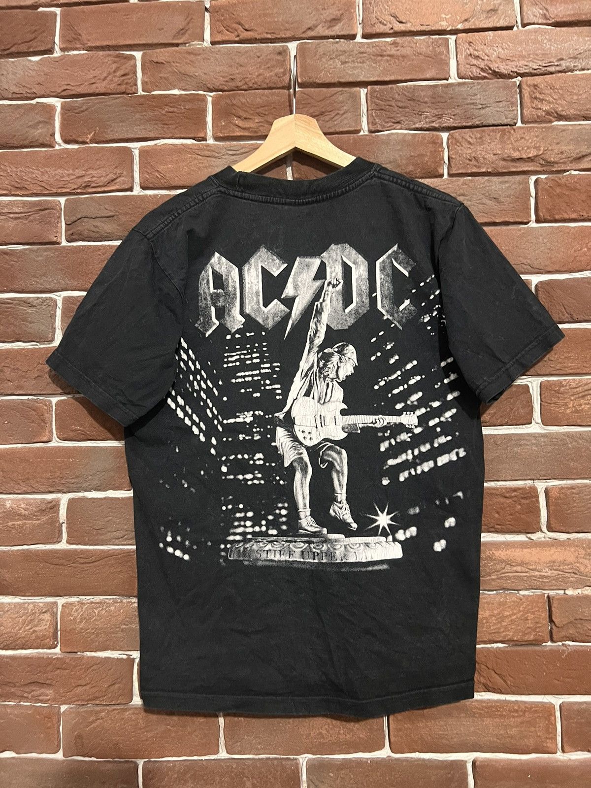 AC/DC Rare Vintage 2000 AC/DC Stiff Upper Lip Tour Rock Band Tee Size US M / EU 48-50 / 2 - 2 Thumbnail