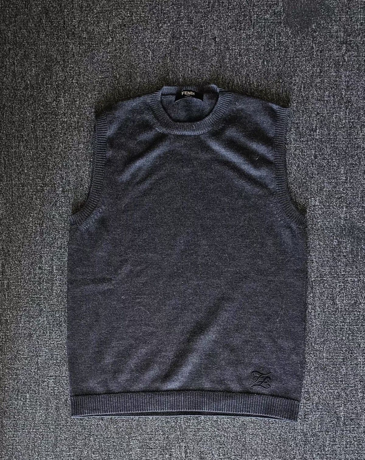 Fendi Fendi Wool Sweater Vest Size US M / EU 48-50 / 2 - 1 Thumbnail