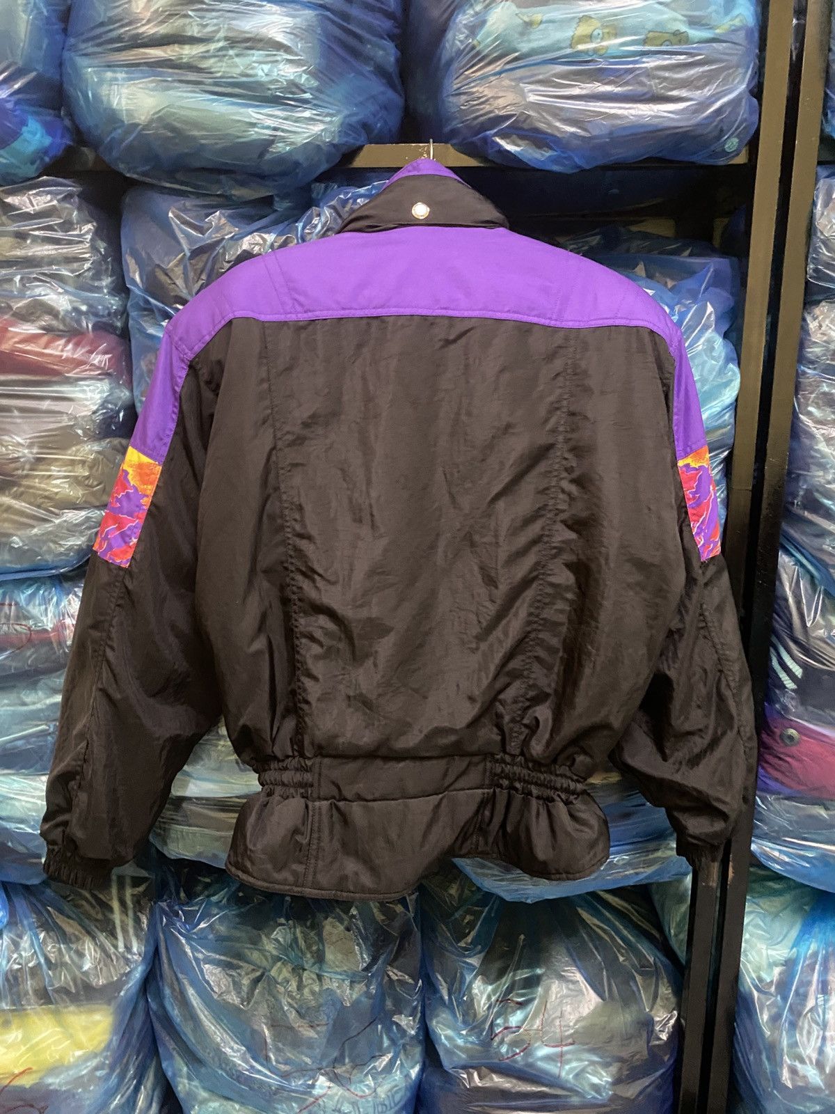 CB Sports Vintage Perjeni Sport Purple Abstract Windbreaker Jacket Size US M / EU 48-50 / 2 - 8 Thumbnail