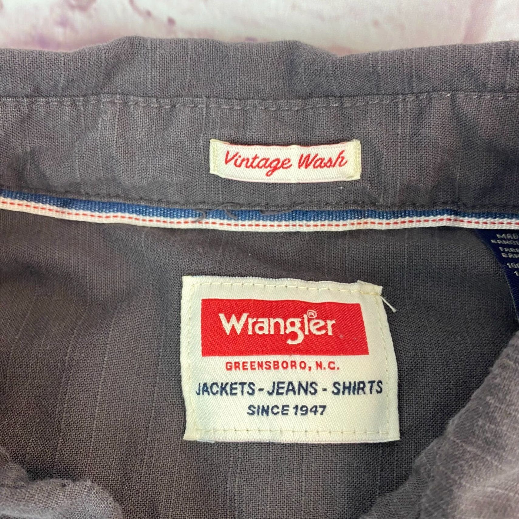 Wrangler VINTAGE Wrangler Mens Button-Up Shirt 2XL Long Sleeve 100% Cotton Brown Cowboy Western 2XL Button-Up Mens Shirt Size US XXL / EU 58 / 5 - 2 Thumbnail