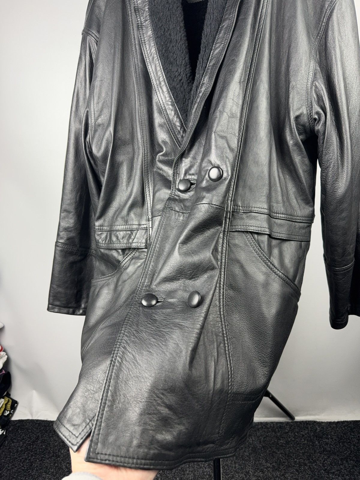 Genuine Leather Avant Garde 90s Vintage Italian Leather Coat Shearling Lined Size US XL / EU 56 / 4 - 5 Thumbnail