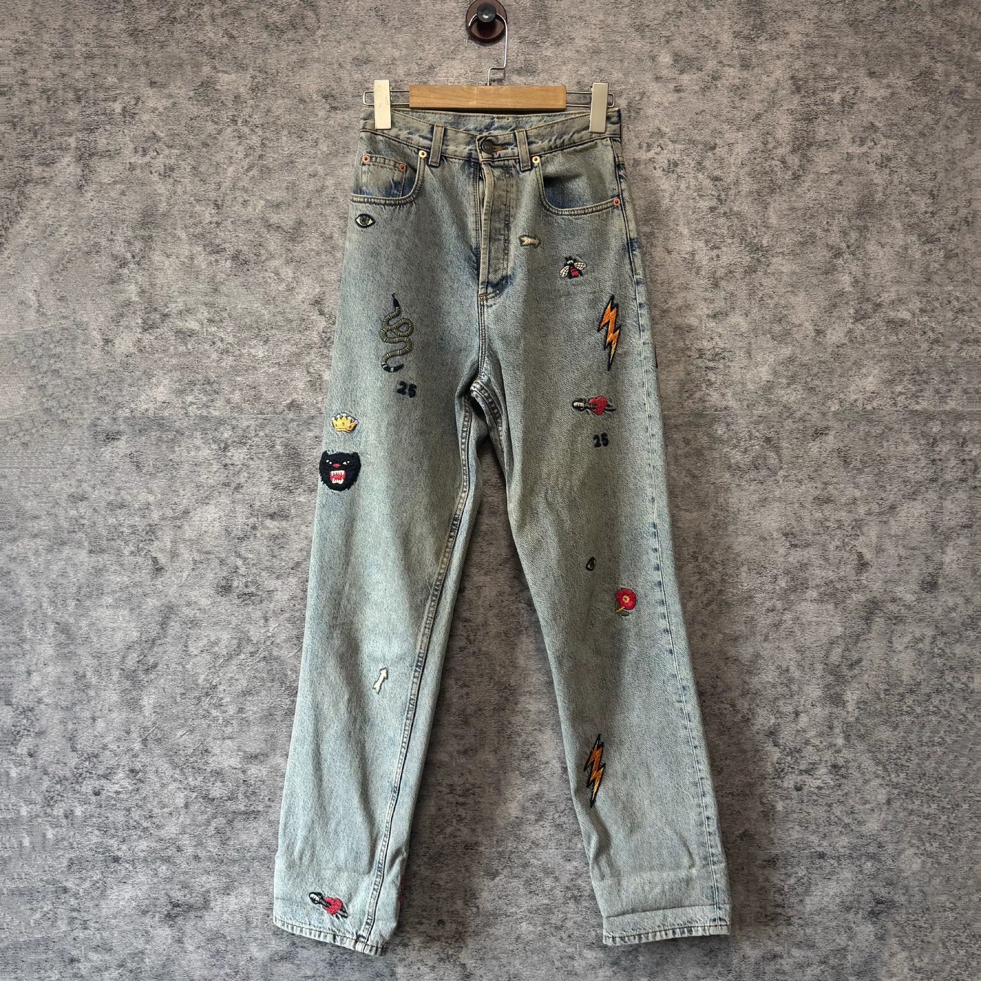 Gucci Gucci Denim Embroidered Jeans 24 Women Size 24" / US 00 / IT 34 - 1 Thumbnail