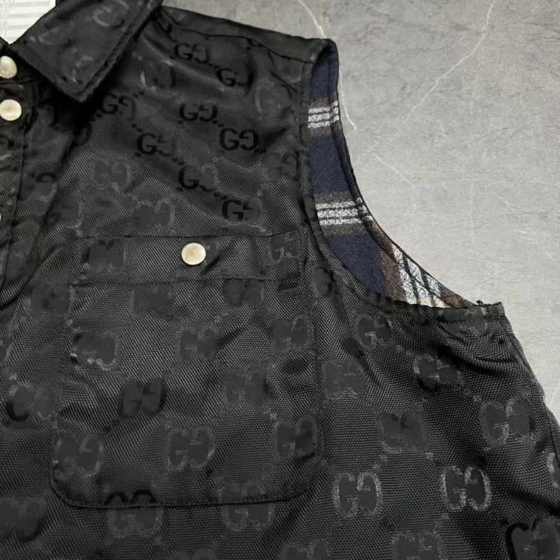 Gucci Gucci Dark pattern full printed LOGO nylon vest 2503-Nextar Size US S / EU 44-46 / 1 - 6 Thumbnail