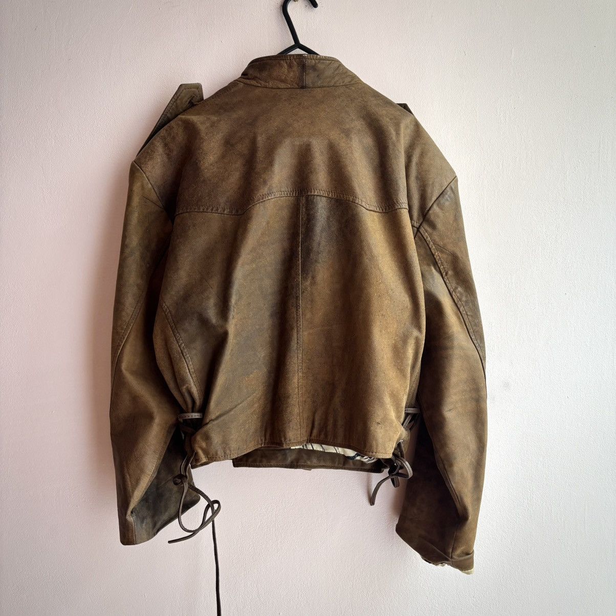 Vintage Vintage Distressed Cow Leather Brown Cropped Moto Jacket WMS Size M / US 6-8 / IT 42-44 - 2 Thumbnail