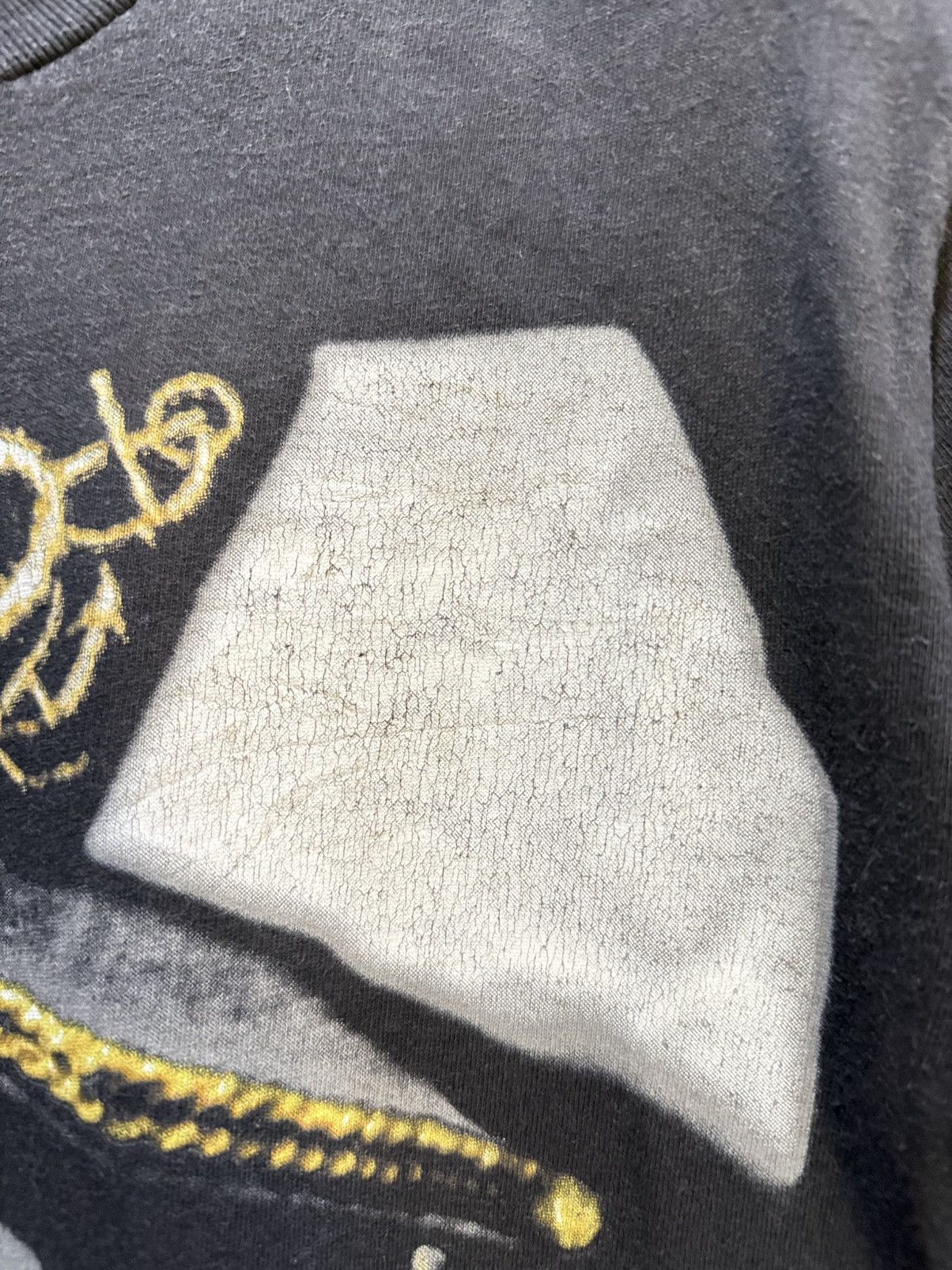 Band Tees Thrashed Vintage Modonna Signatures Network Sun Faded Tee Size US S / EU 44-46 / 1 - 7 Thumbnail