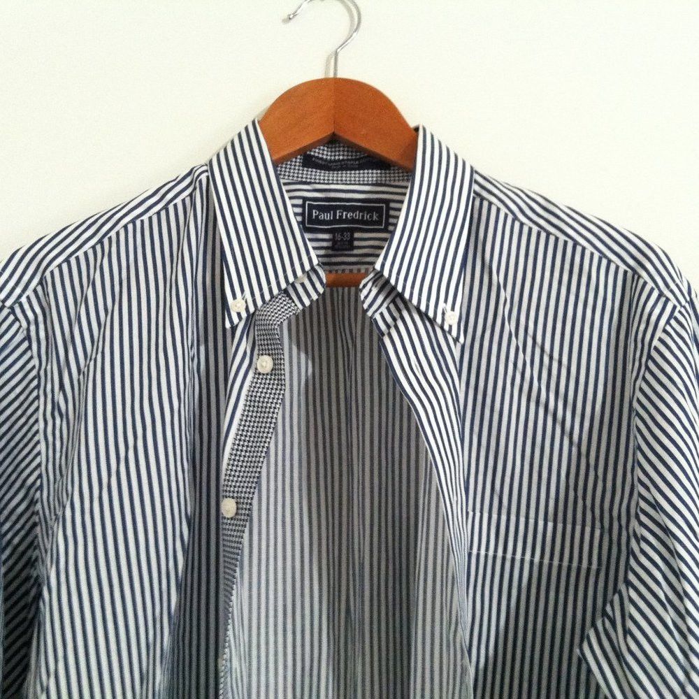 Paul Fredrick PAUL FREDRICK MENS BLACK COTTON DRESS SHIRT SIZE: 16-33 Size US L / EU 52-54 / 3 - 1 Thumbnail