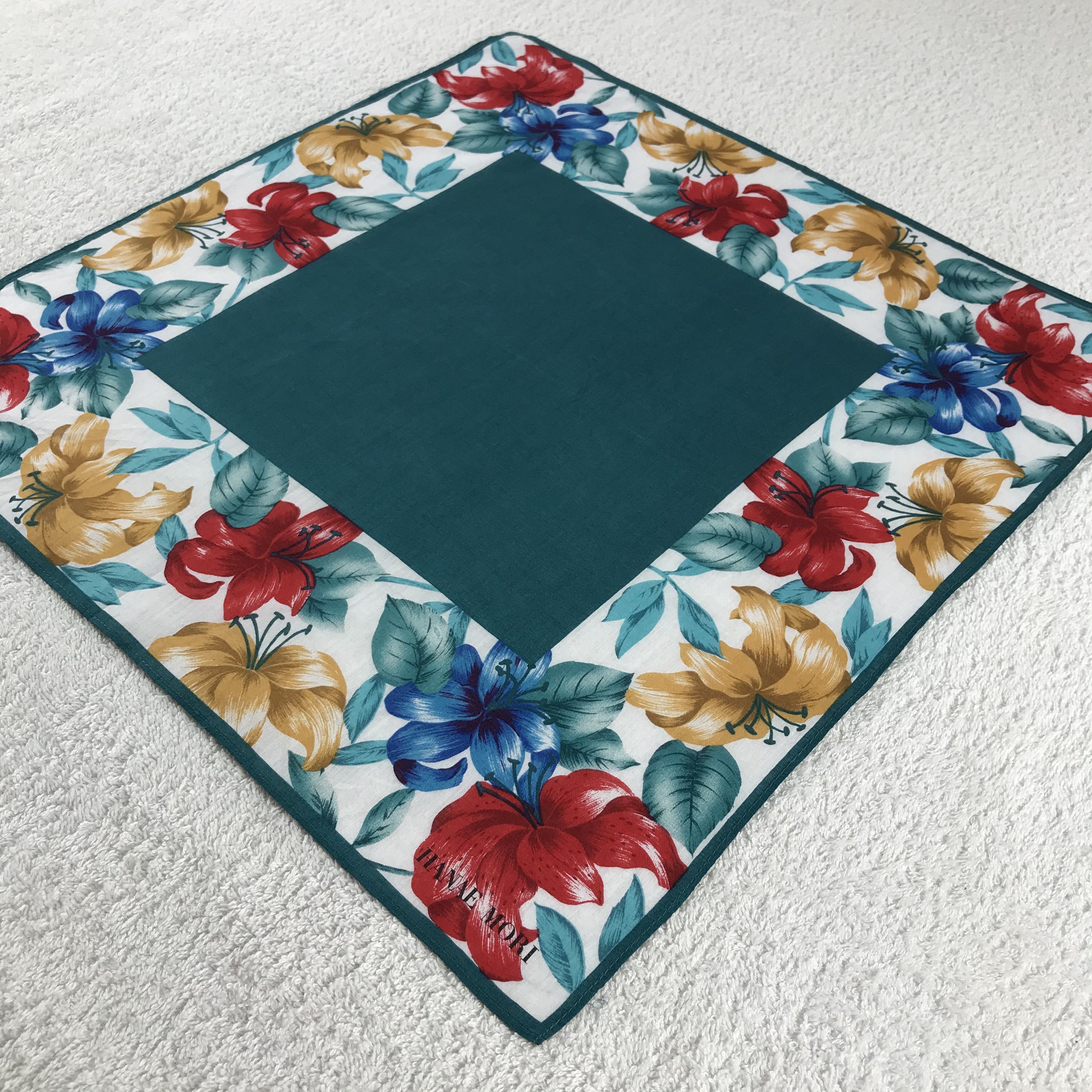 Hanae Mori × Vintage Hanae Mori Bandana / Handkerchief / Neckerchief - S103 Size ONE SIZE - 2 Thumbnail