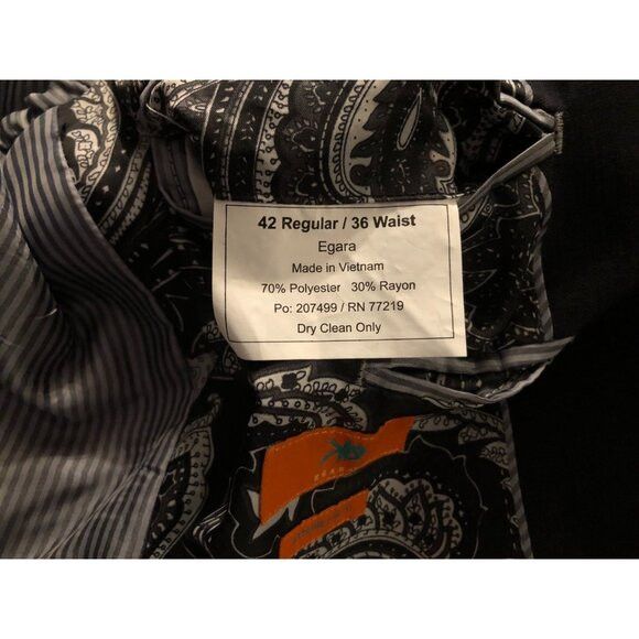 Egara Egara men's polyester blend 2pc suit size:42R pants:36/30 Size 42R - 6 Thumbnail