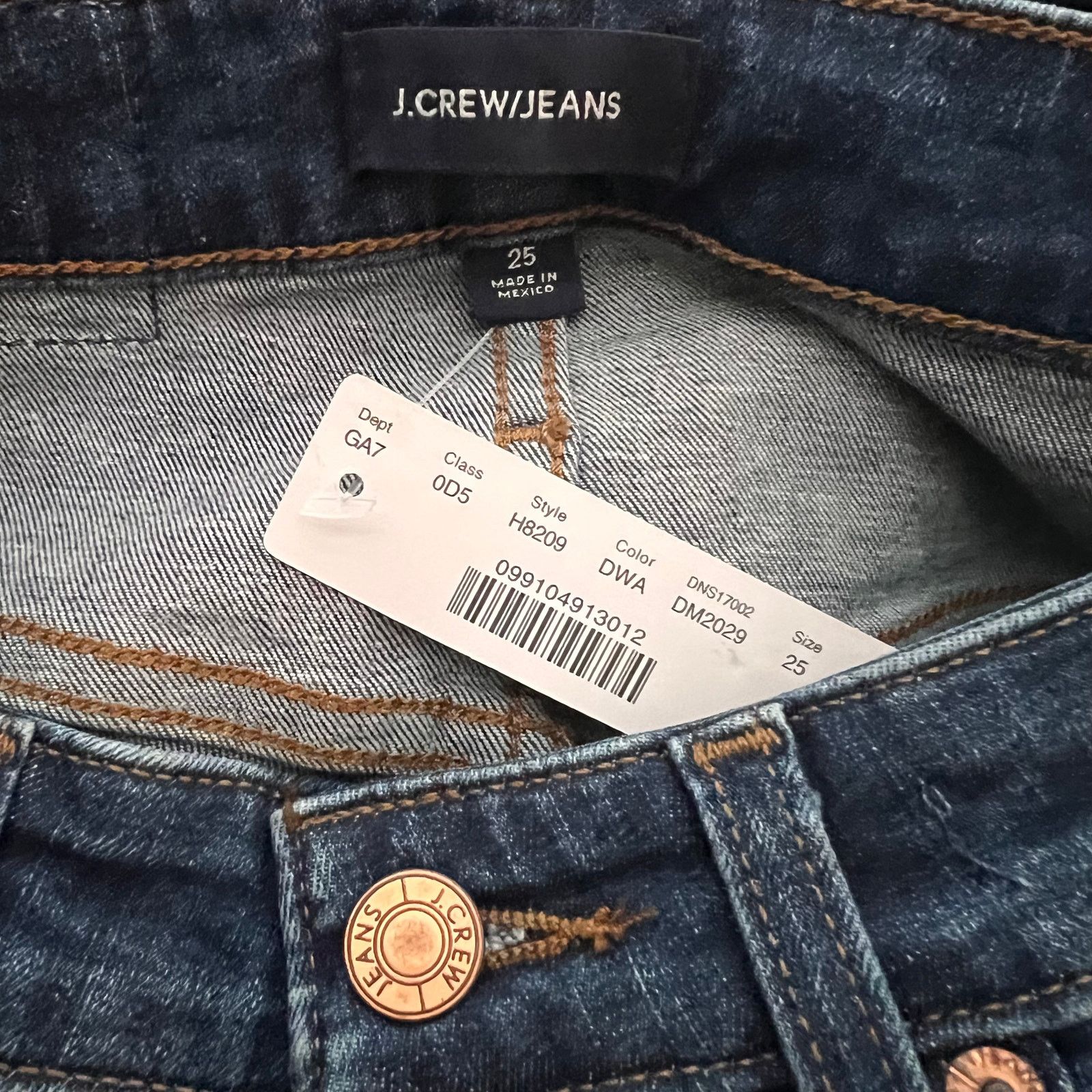 J.Crew J.Crew BlueToothpick Jeans, US25 + J.Crew Sandals US7.5 Size 25" / US 0 / IT 36 - 13 Thumbnail