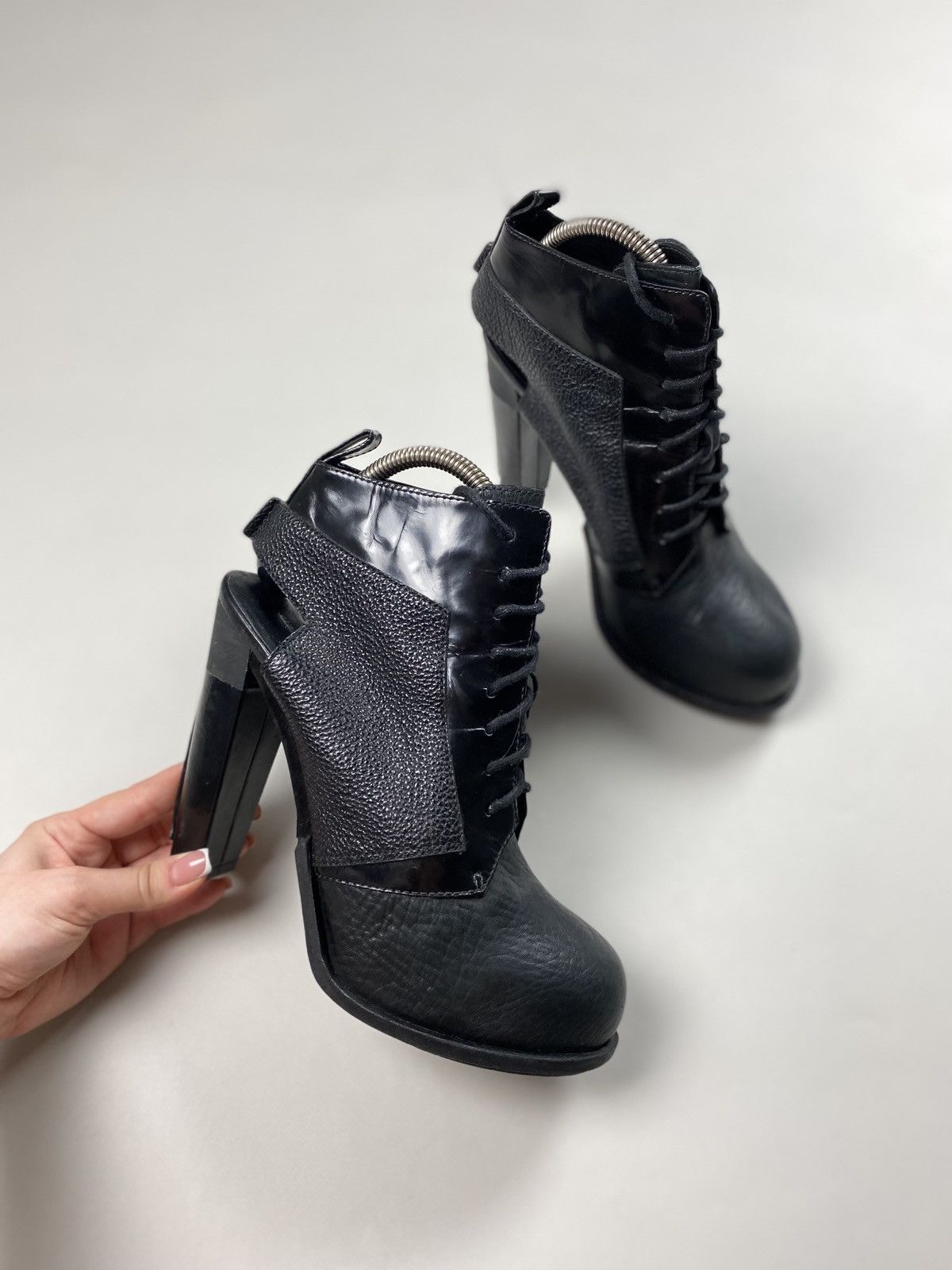 Alexander Wang Alexander Wang ladies leather ankle heeled boots size 39 Size US 9 / IT 39 - 4 Thumbnail
