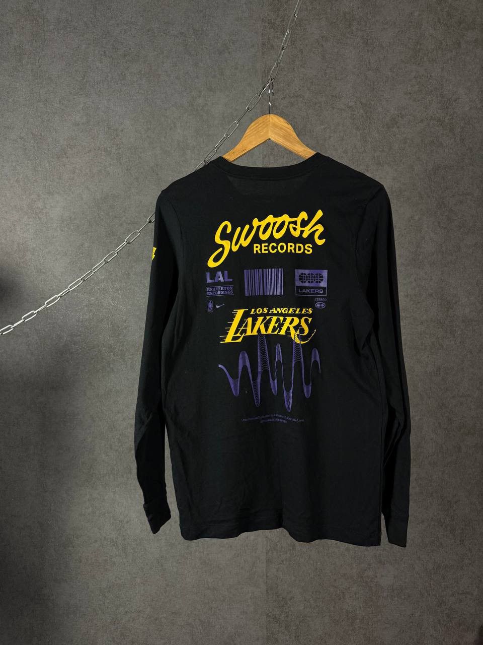 Nike Nike x Lakers overprinted longsleeve Size US S / EU 44-46 / 1 - 2 Thumbnail