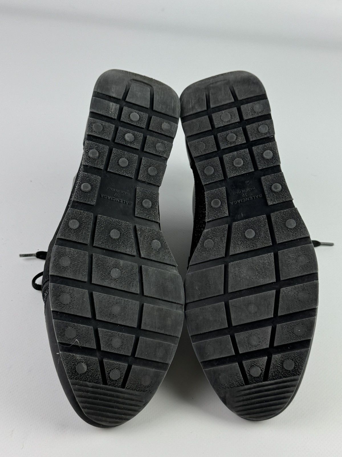 Balenciaga Balenciaga Black Glitter Runners Leather Low Top Sneakers Size US 9 / IT 39 - 10 Thumbnail