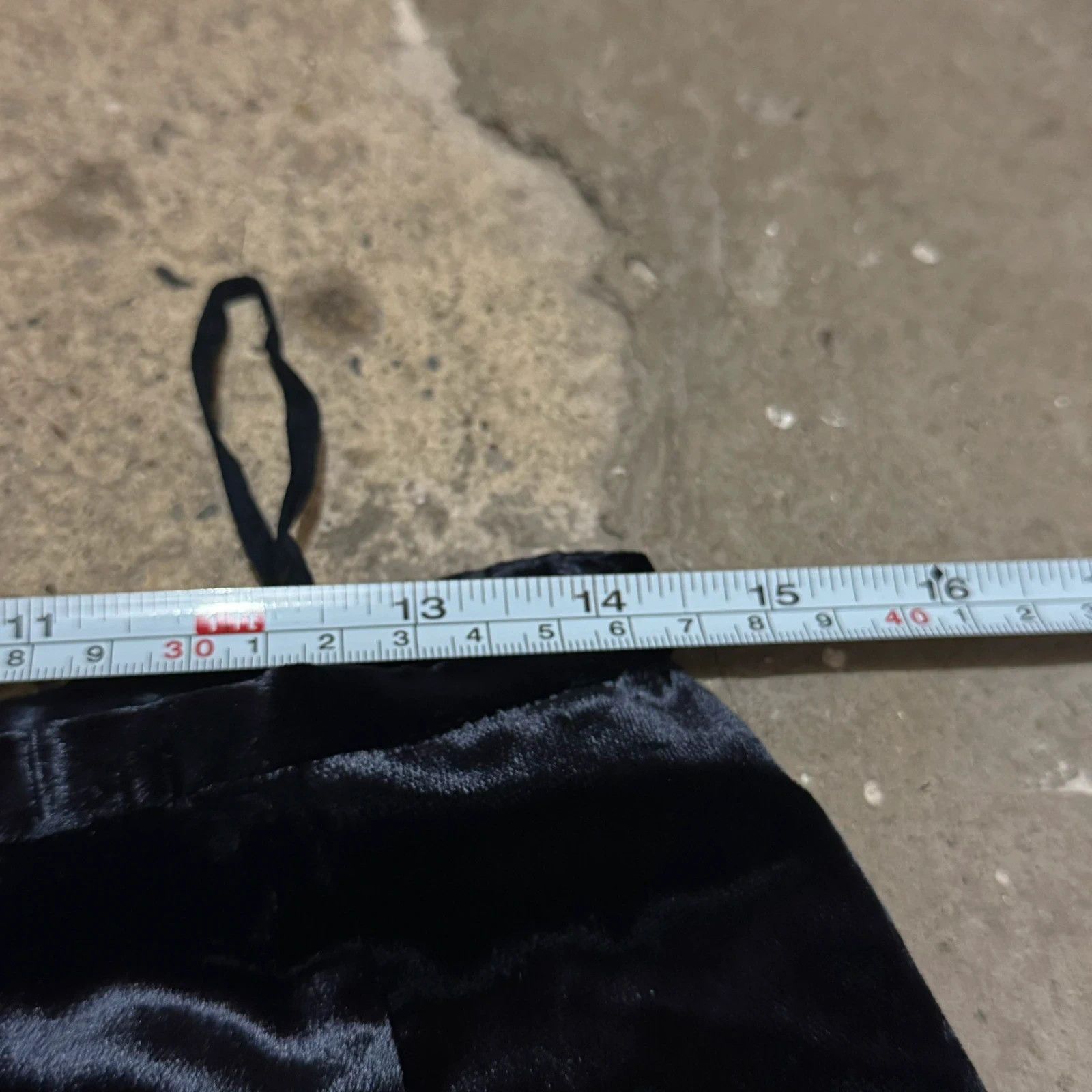 Prada 90s Prada velour velvet skirt Size 27" / US 4 / IT 40 - 7 Thumbnail