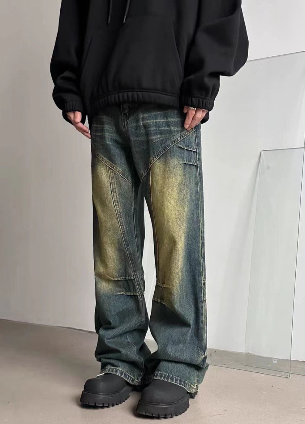 Vintage loose washed pleated bootcut jeans
