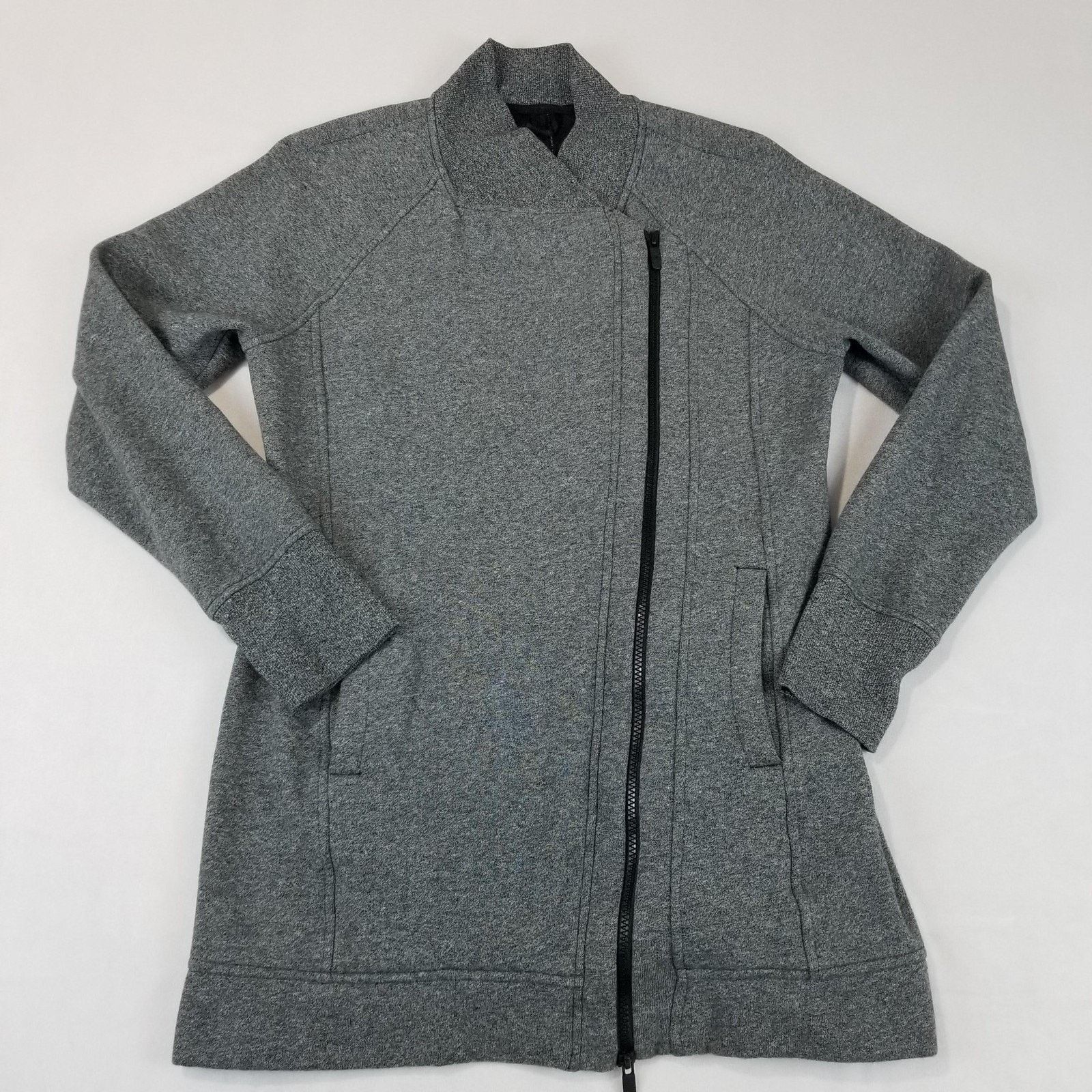 Lululemon Lululemon Jacket Womens Medium 10 Gray Back To It Wrap Size M / US 6-8 / IT 42-44 - 1 Thumbnail