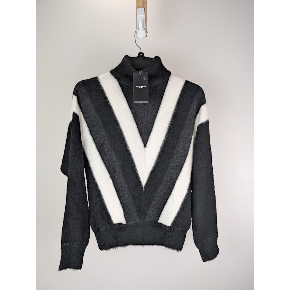 Saint Laurent Paris o1rshd1 555 / Laine Chevron Pull Knitwear in Naturel / Noir Size US M / EU 48-50 / 2 - 8 Thumbnail