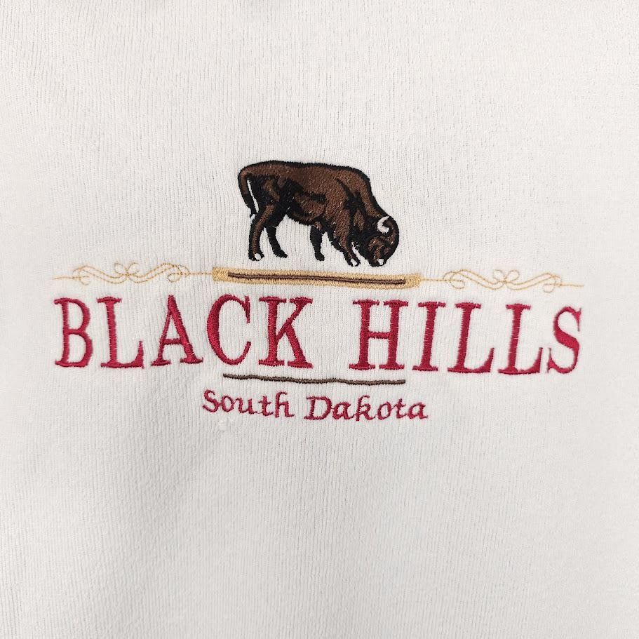 Vintage Vintage Black Hills South Dakota Sweatshirt Mens Size Medium Size US M / EU 48-50 / 2 - 2 Thumbnail
