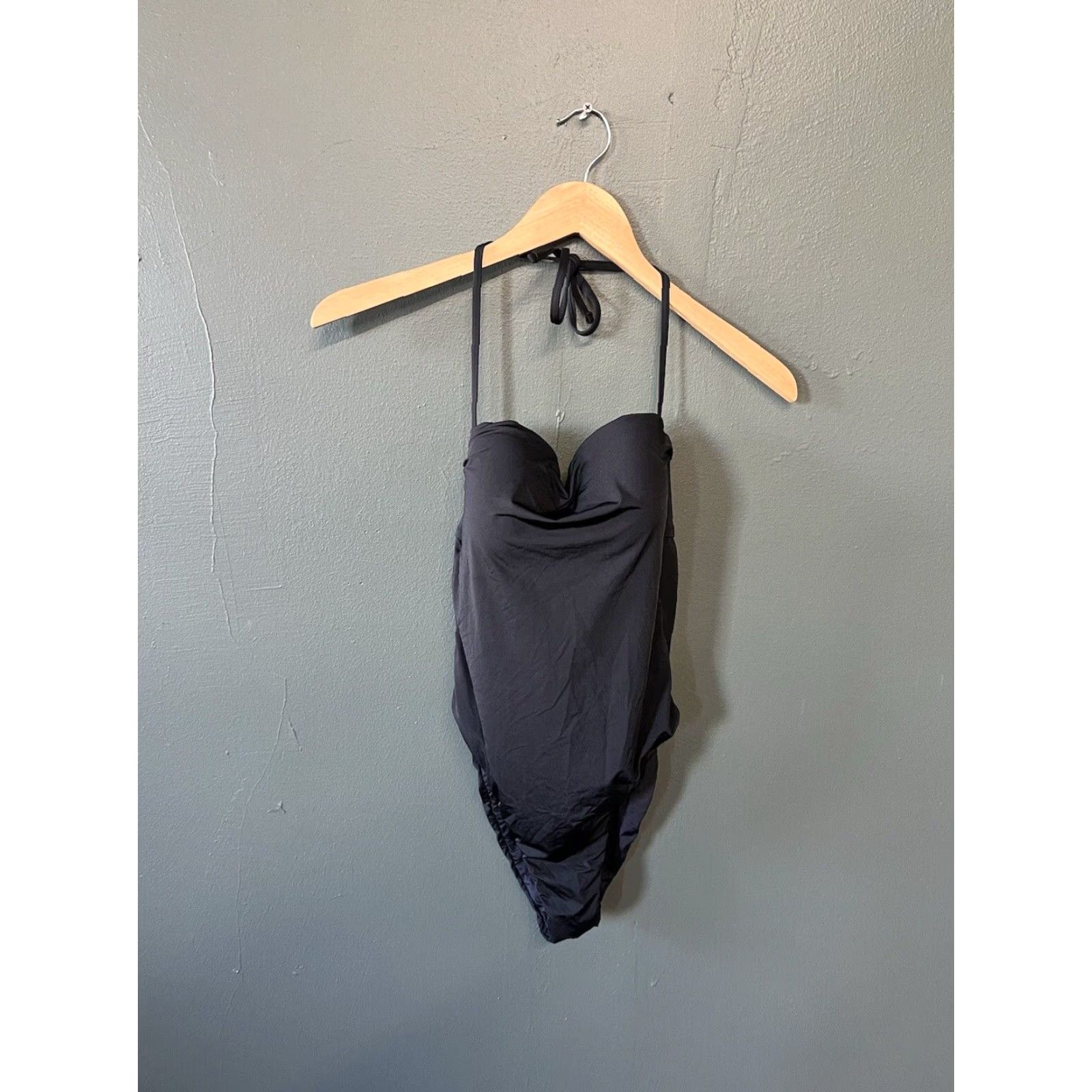 Bcbgmaxazria BCBGMaxAzria One Piece Bathing Suit Womens Black 4 Size Size S / US 4 / IT 40 - 2 Thumbnail