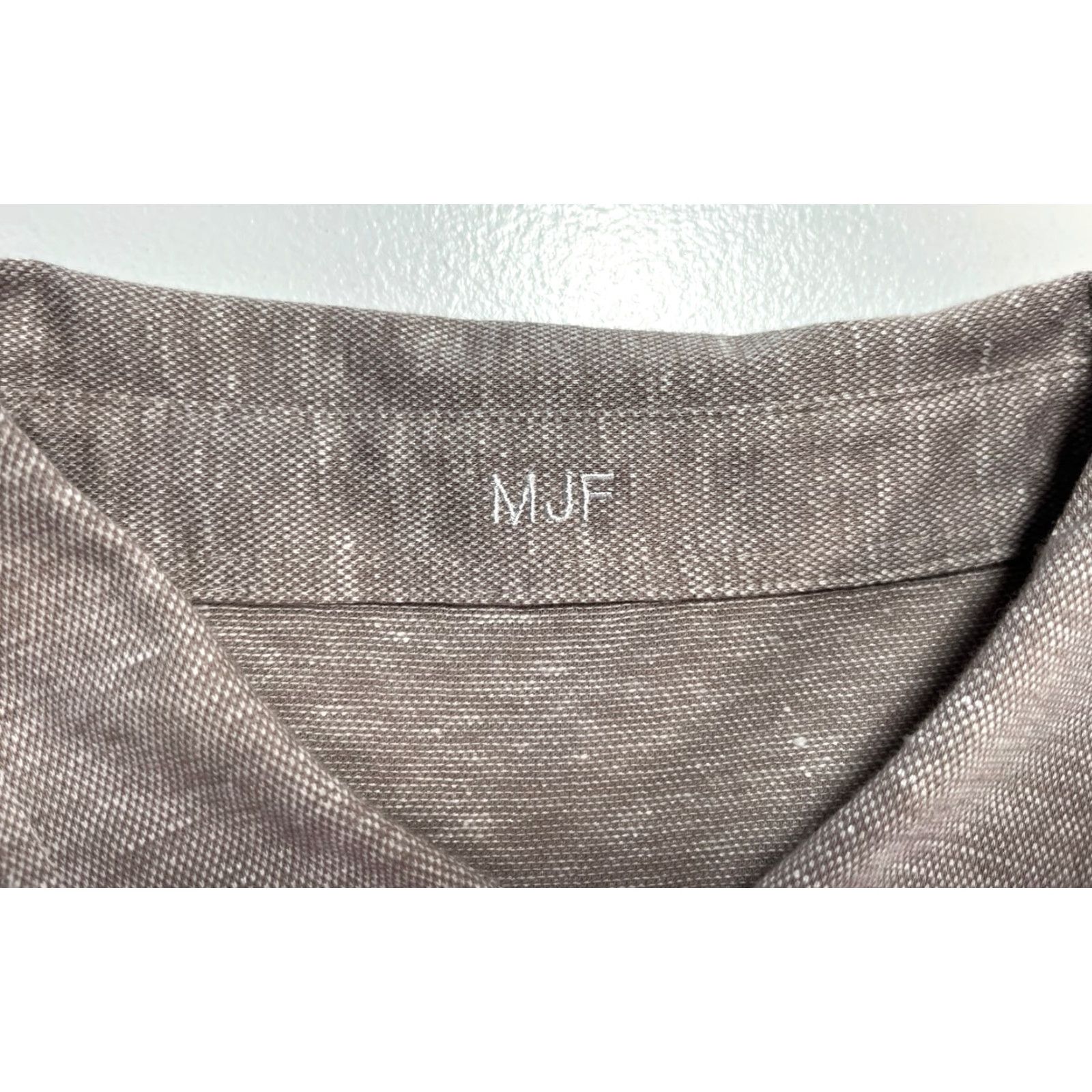 Vintage VINTAGE Custommade Men's Dress Shirt Light Brown Linen Blend Long Sleeve L 57% Cotton, 43% Linen Luxury Shirt, Classic Designer 90s Mens Dress Shirt Size US L / EU 52-54 / 3 - 6 Thumbnail