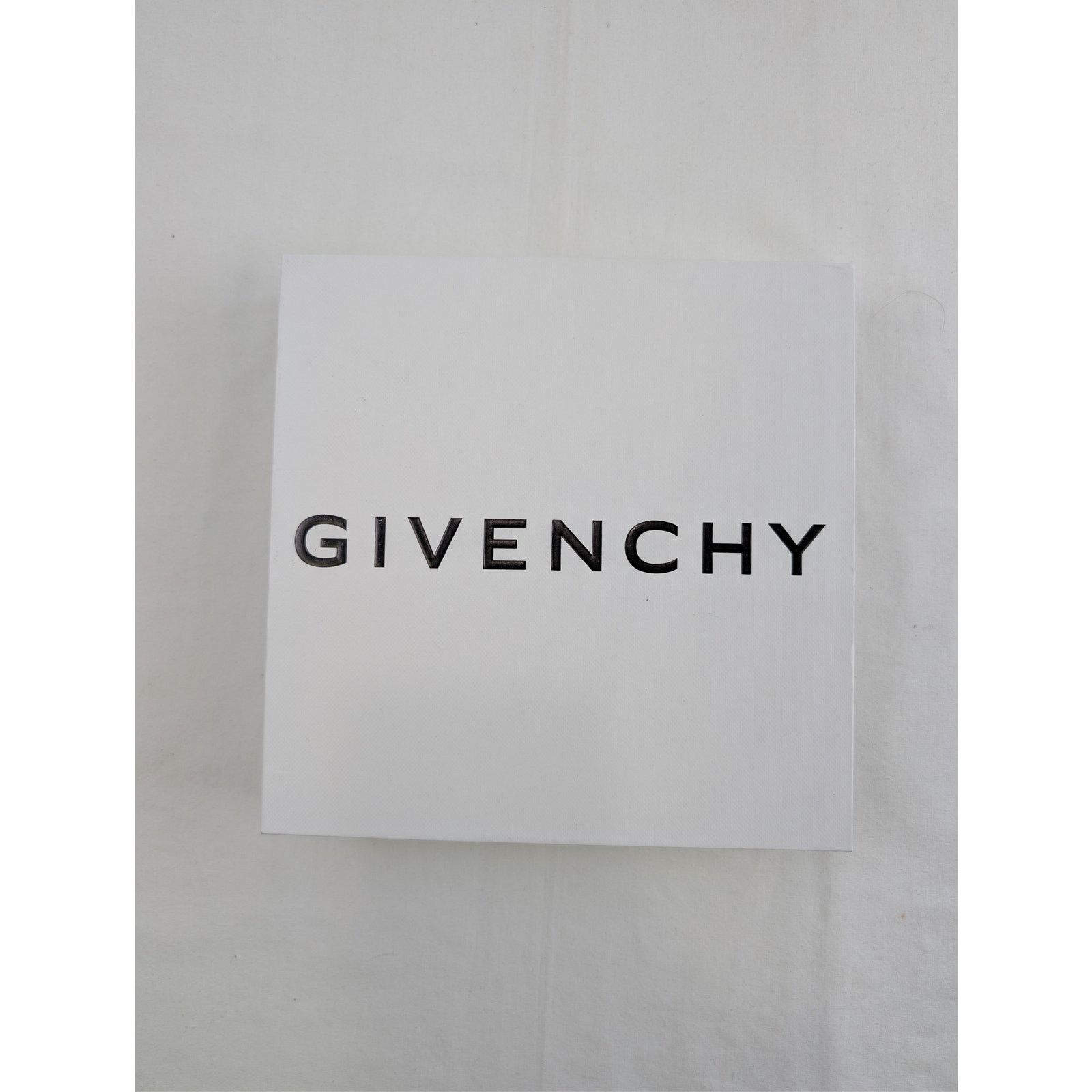 Givenchy o1rshd1 Size: OS / Lock Necklace in Silver Size ONE SIZE - 15 Thumbnail