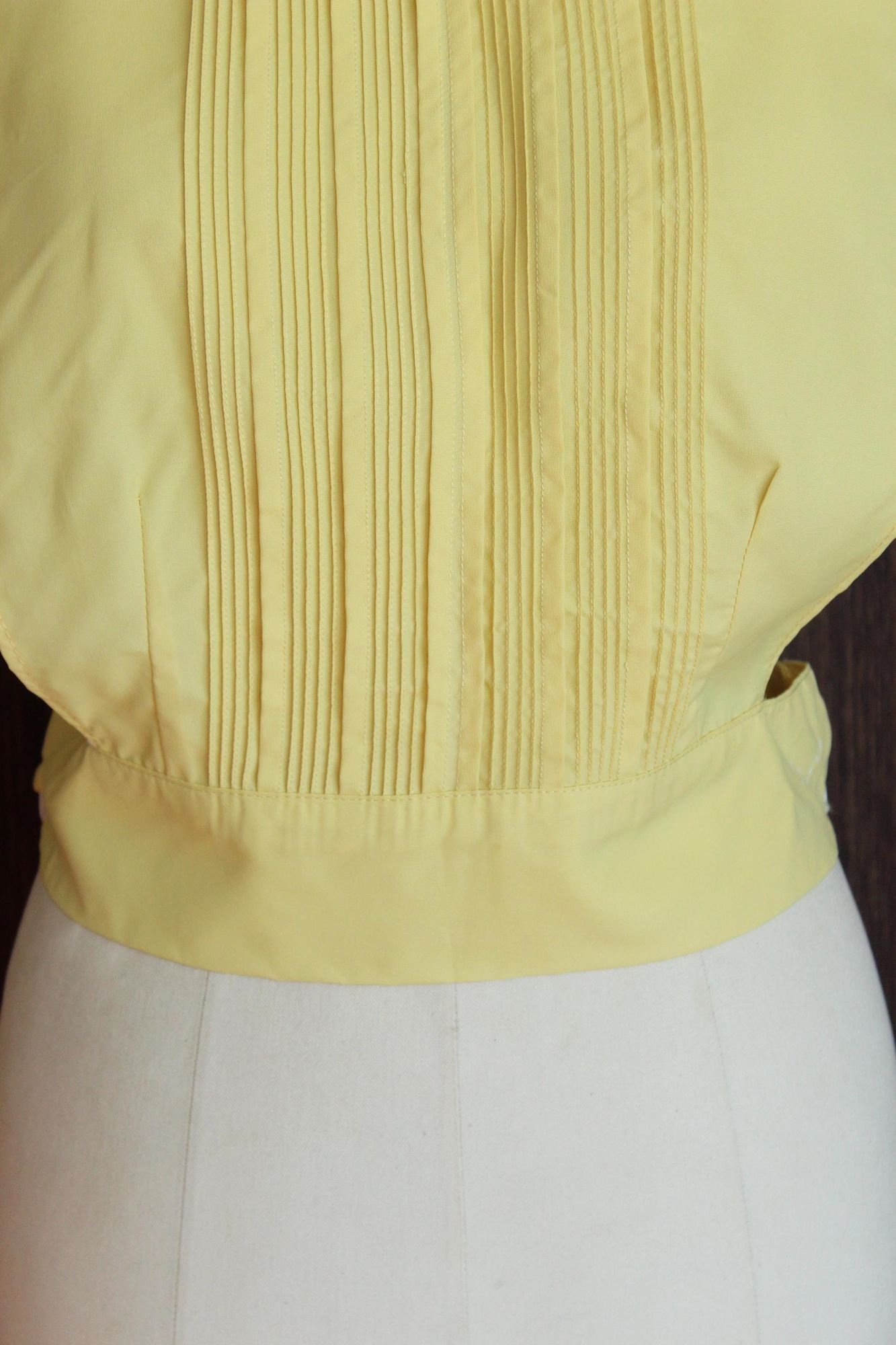 Vintage Vintage 1950s Dickie, Suitor by Babe Yellow Blouse Front wit Size ONE SIZE - 4 Thumbnail