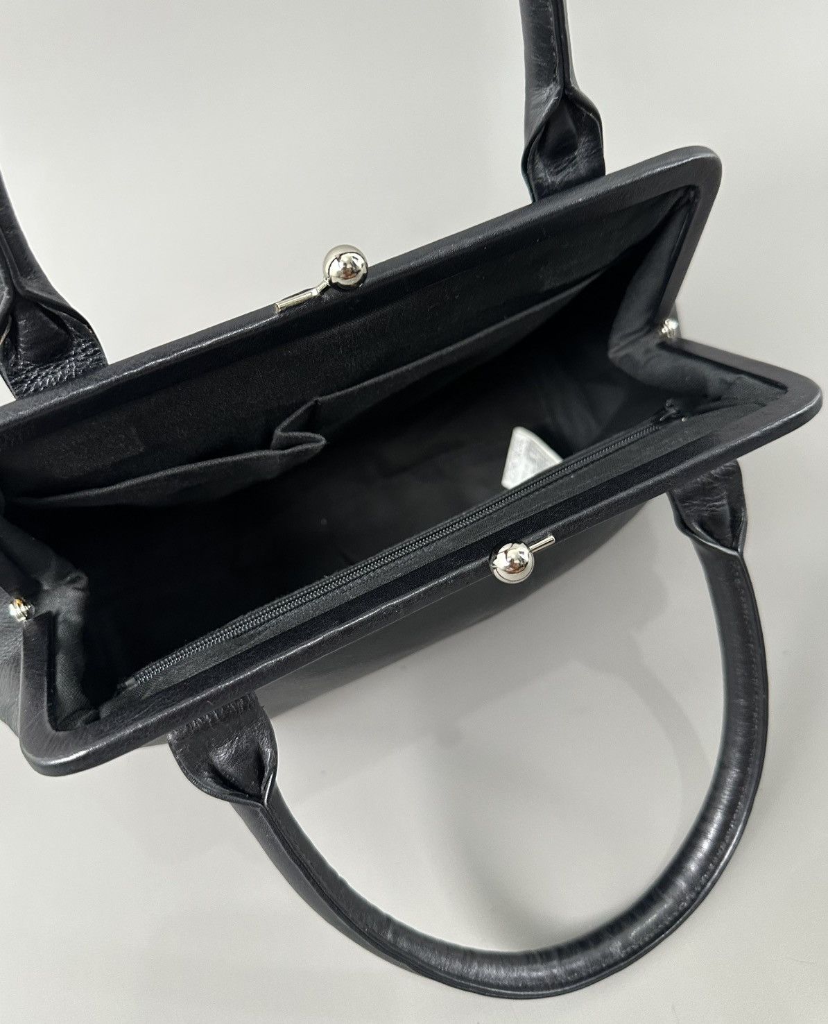 Yohji Yamamoto Y’s - Yohji Yamamoto Double Claps - Top Handle Leather Bag Size ONE SIZE - 11 Thumbnail
